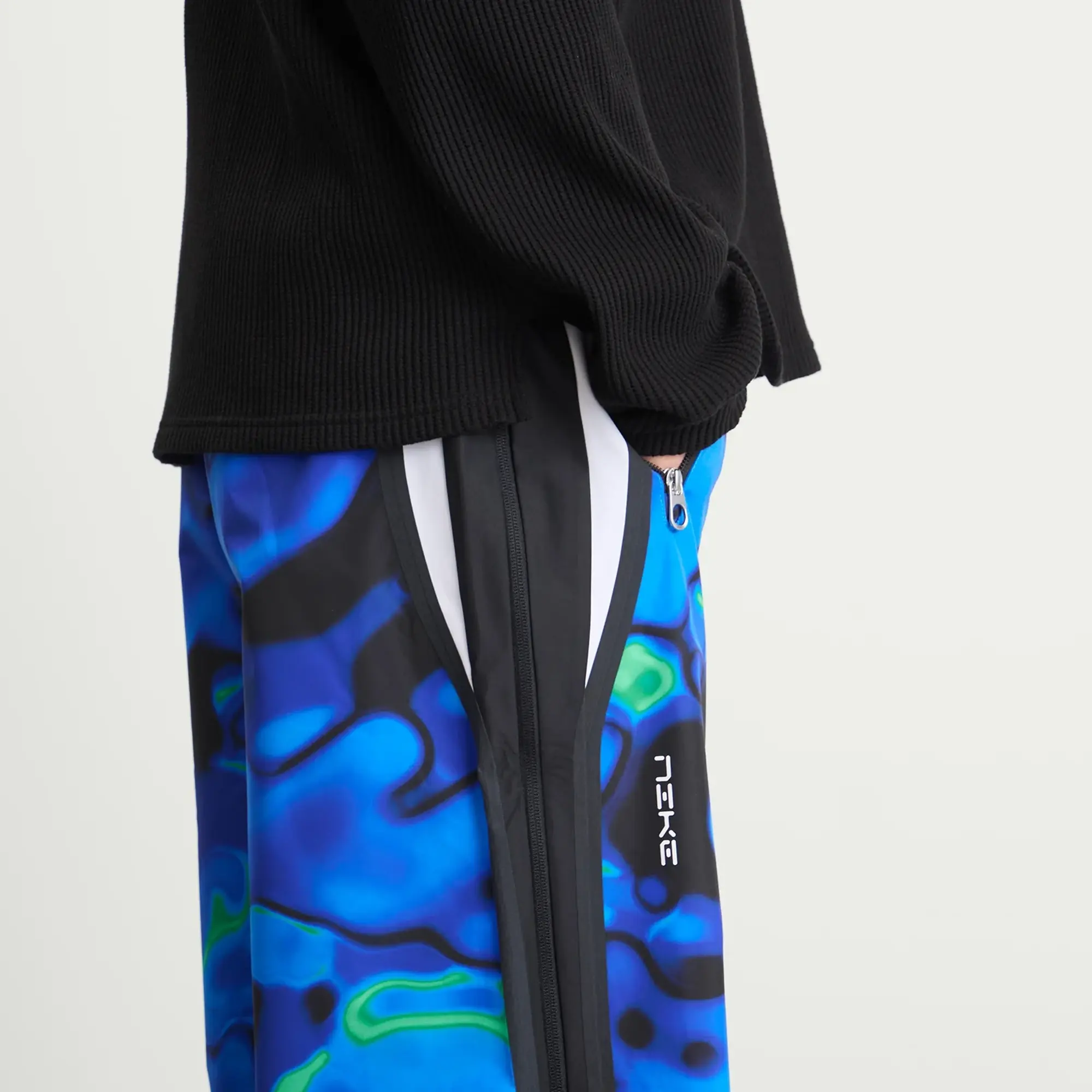 Nike Men's Project F.R.O.G. Repel Track Pant Hyper Royal/White/Green Shock