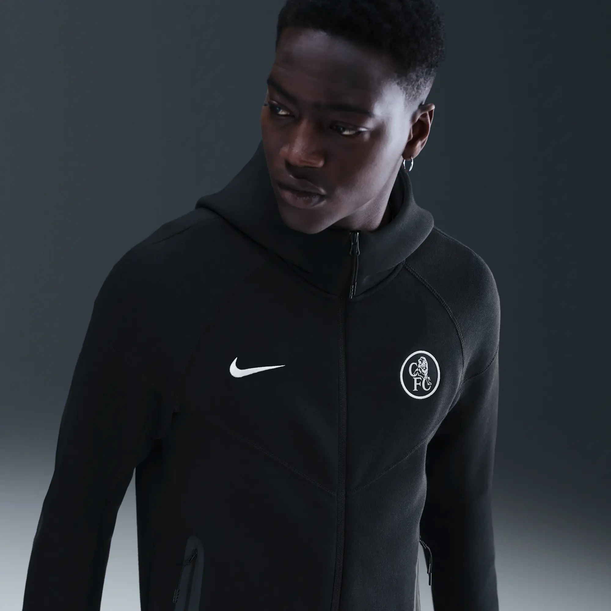 Chelsea F.C. Tech Windrunner Nike Total 90 Football Fleece Full-Zip Jacket - Black - Sustainable Materials