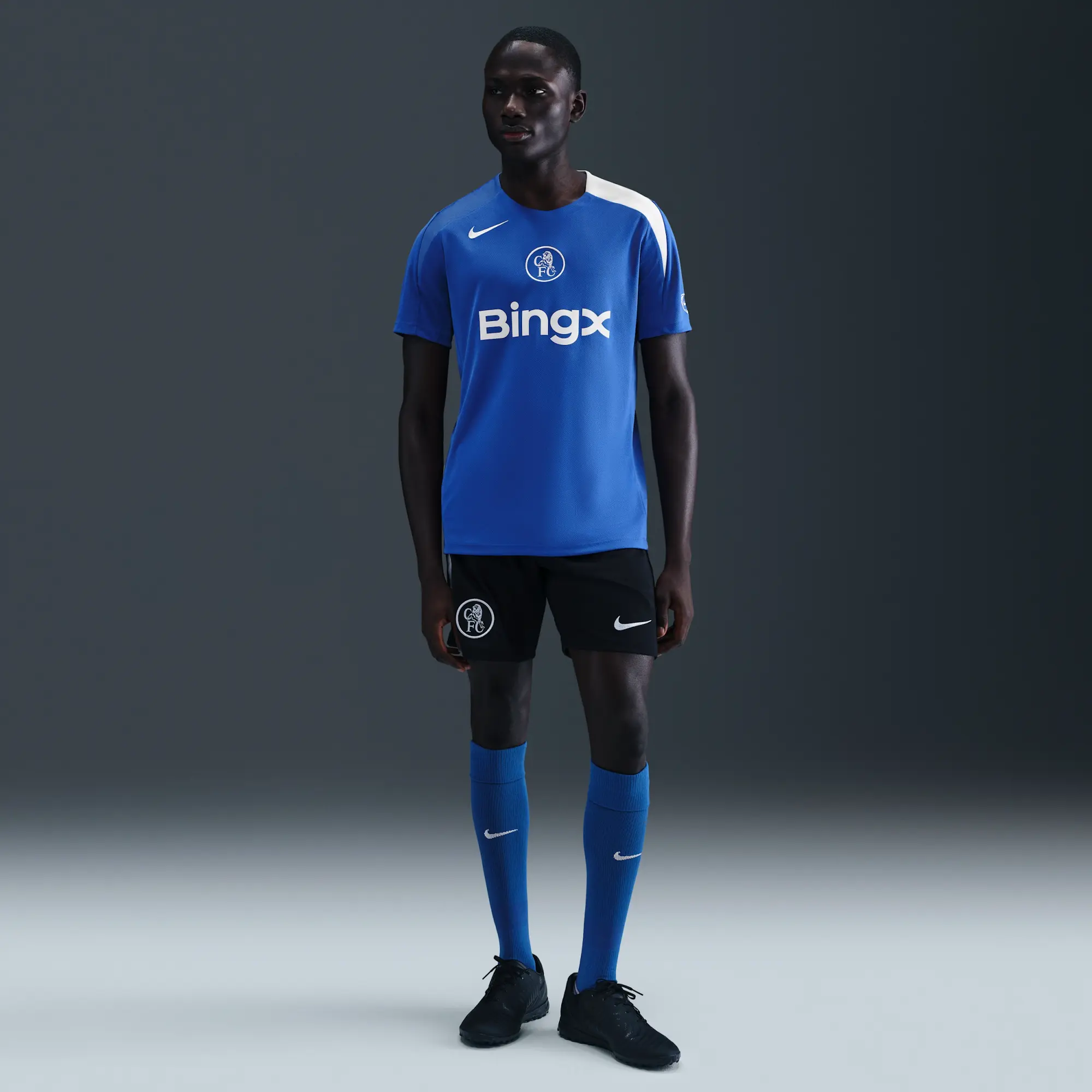 Chelsea F.C. Strike Third Nike Dri-FIT Total 90 Football Short-Sleeve Top - Blue - Sustainable Materials