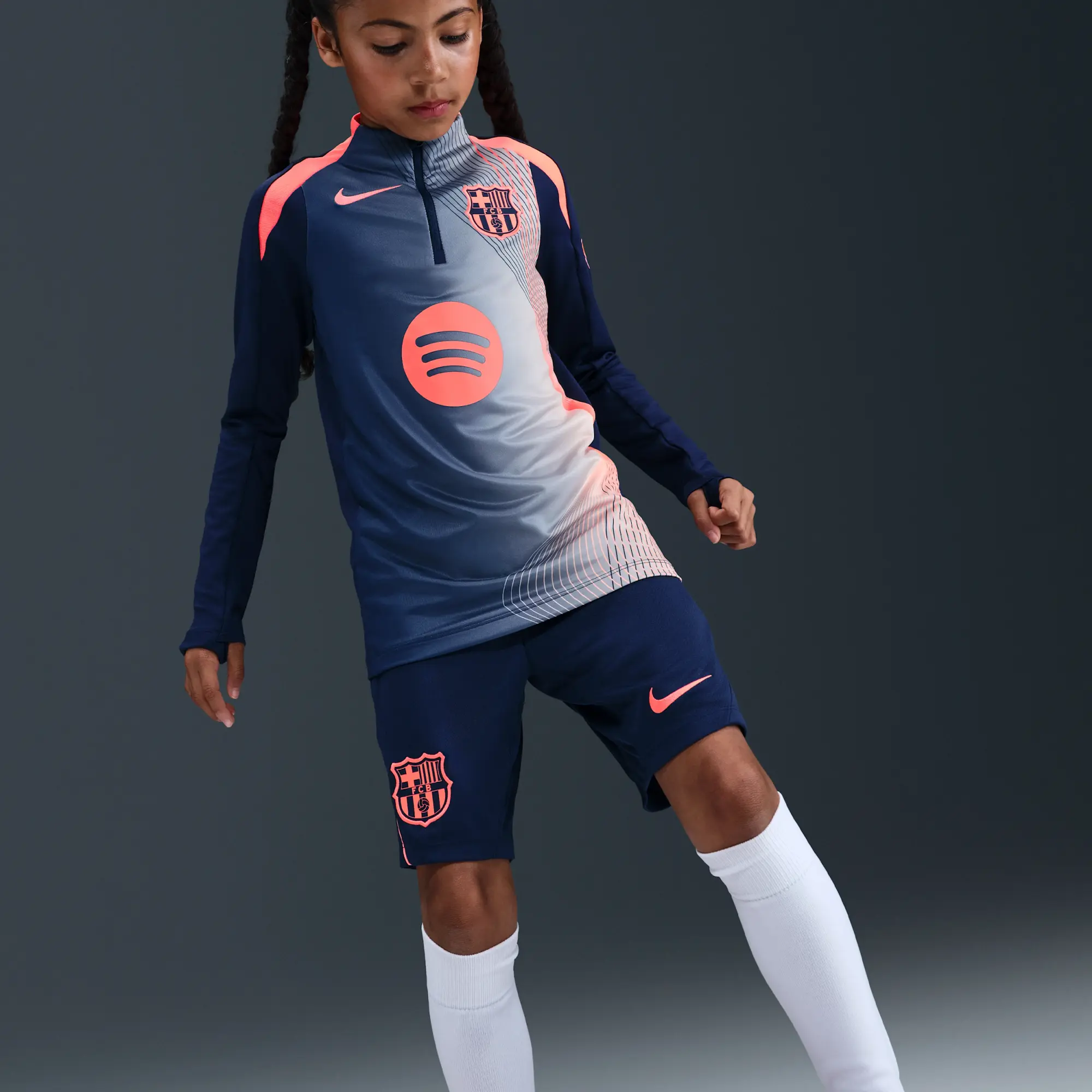 F.C. Barcelona Strike Third Older Kids' Nike Dri-FIT Total 90 Football Pre-Match Drill Top - Blue - Polyester/Elastane