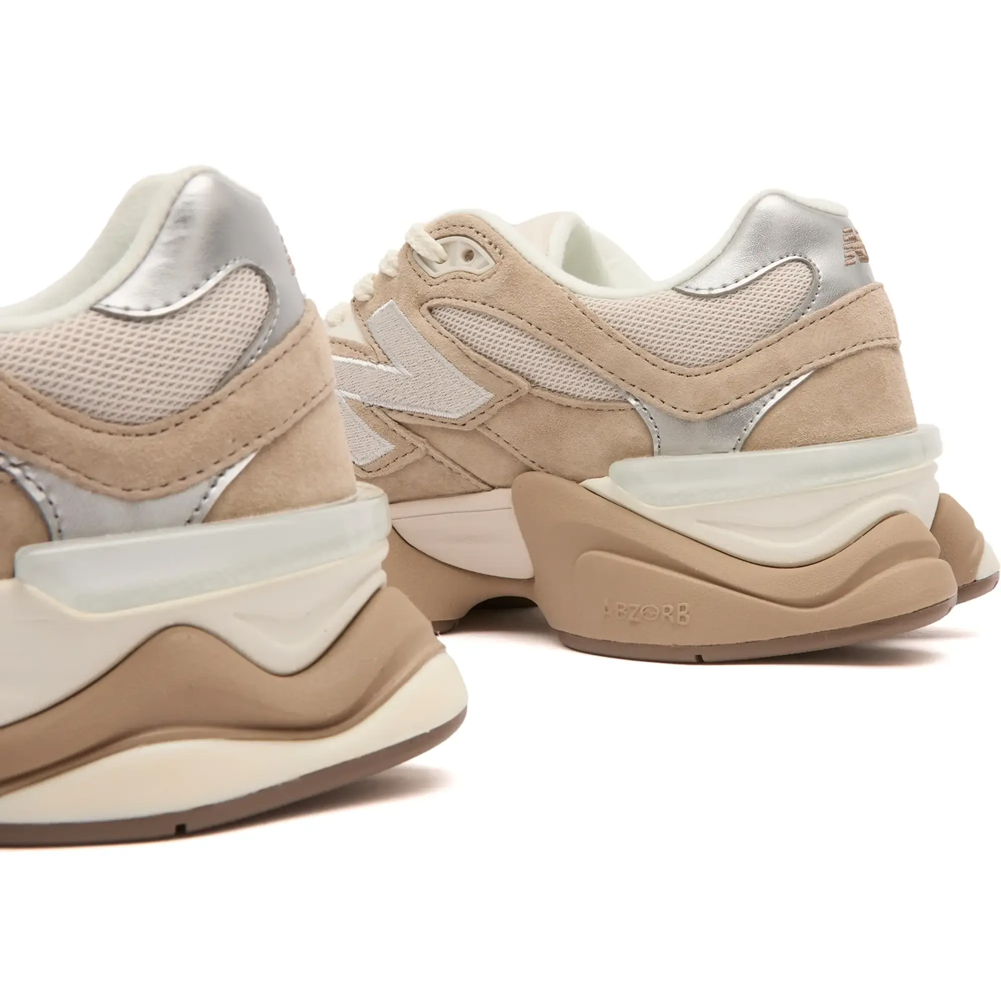 New Balance U9060ERM Sneaker Beige