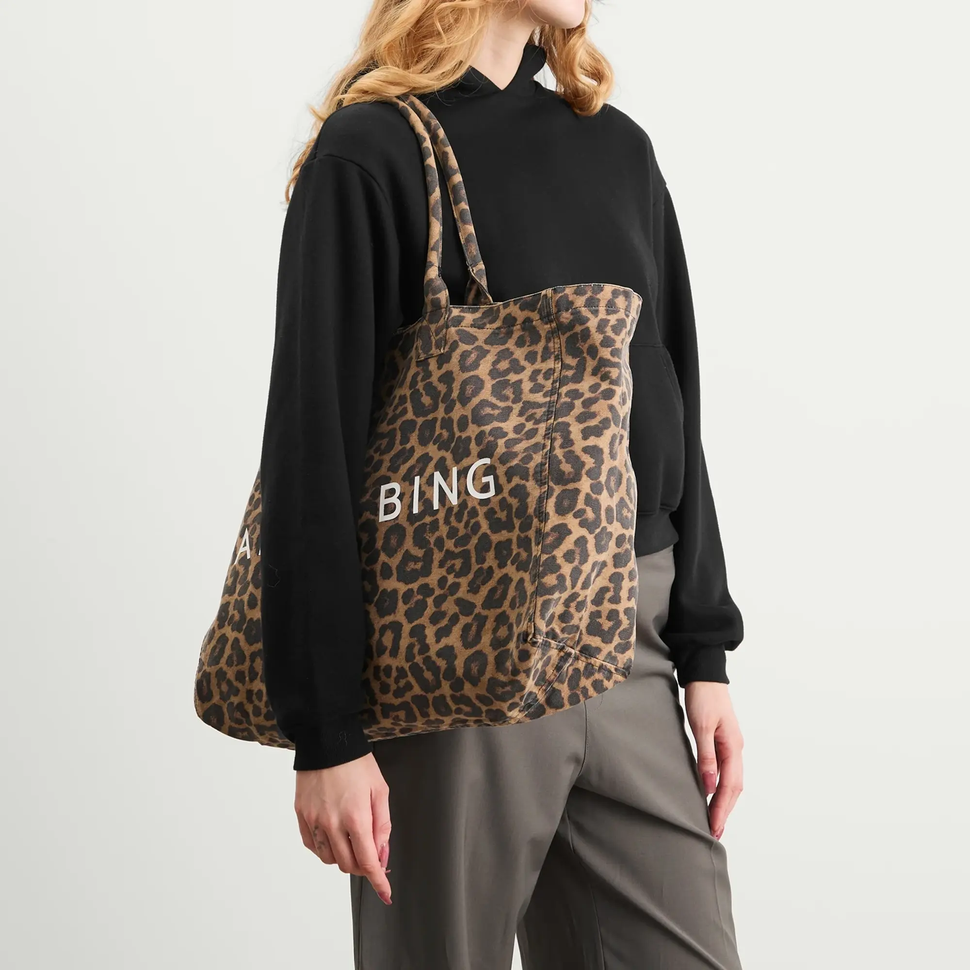 Anine Bing Women's Leo Canvas Tote Leopard Bag