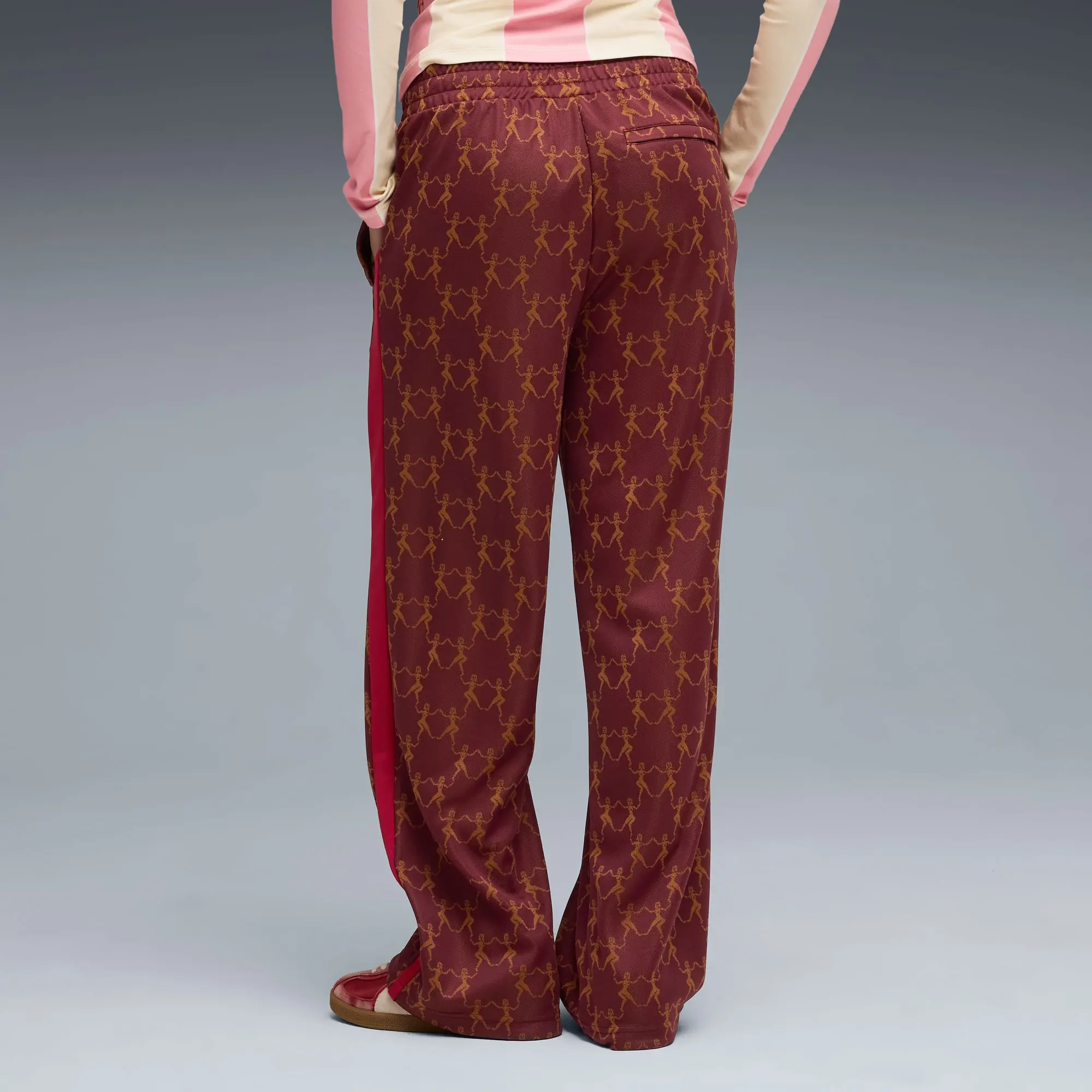 PUMA x Kidsuper T7 Pants Unisex, Ruby Shimmer/AOP, size Large