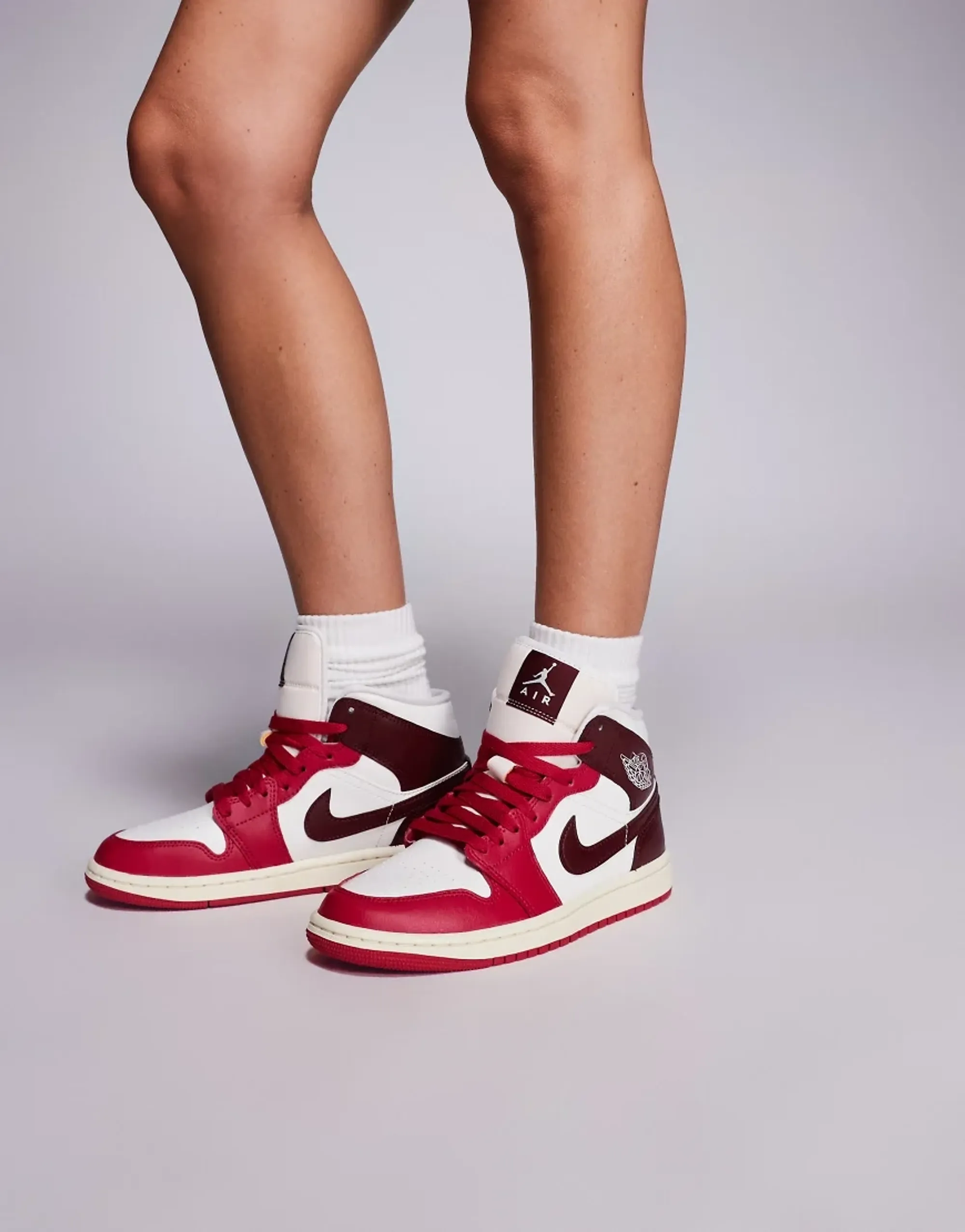 Nike Air Jordan 1 Mid Trainers In White And Red