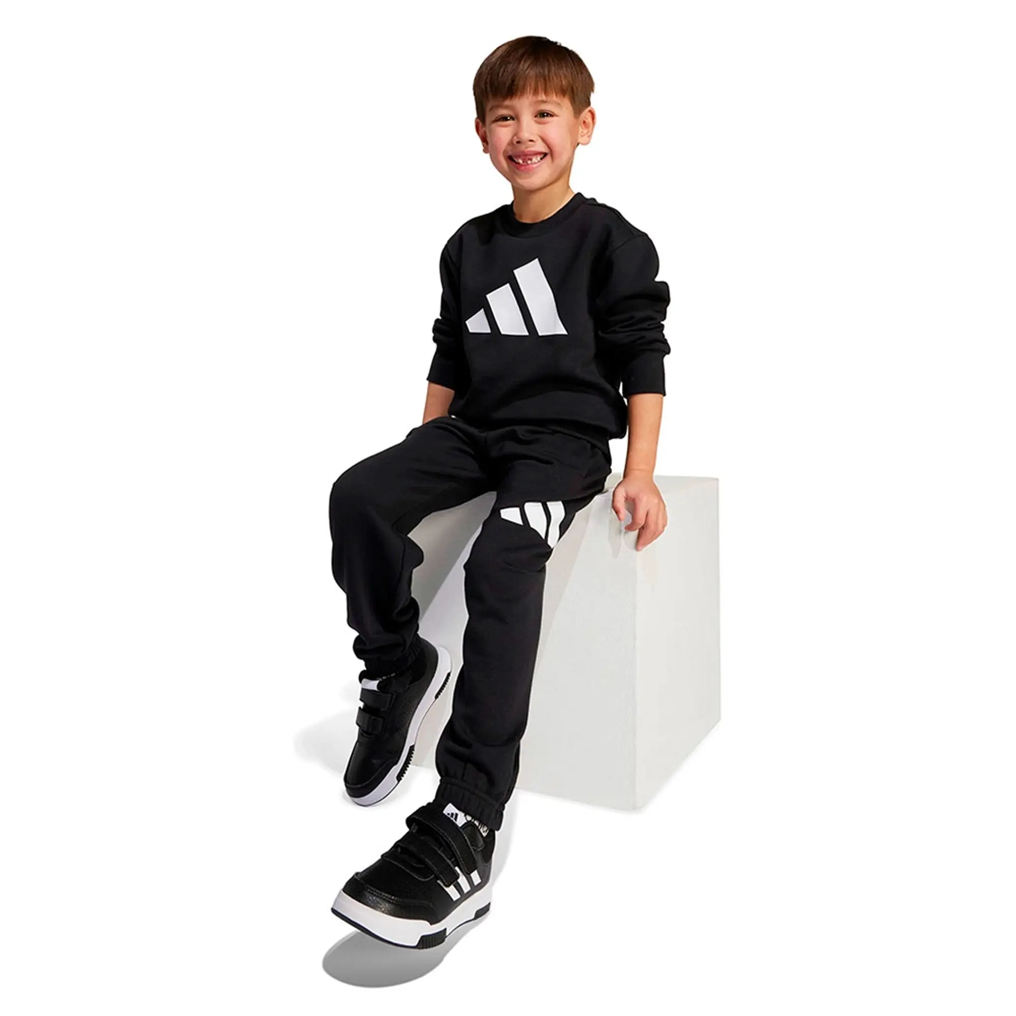 Adidas Essentials Joggers Set