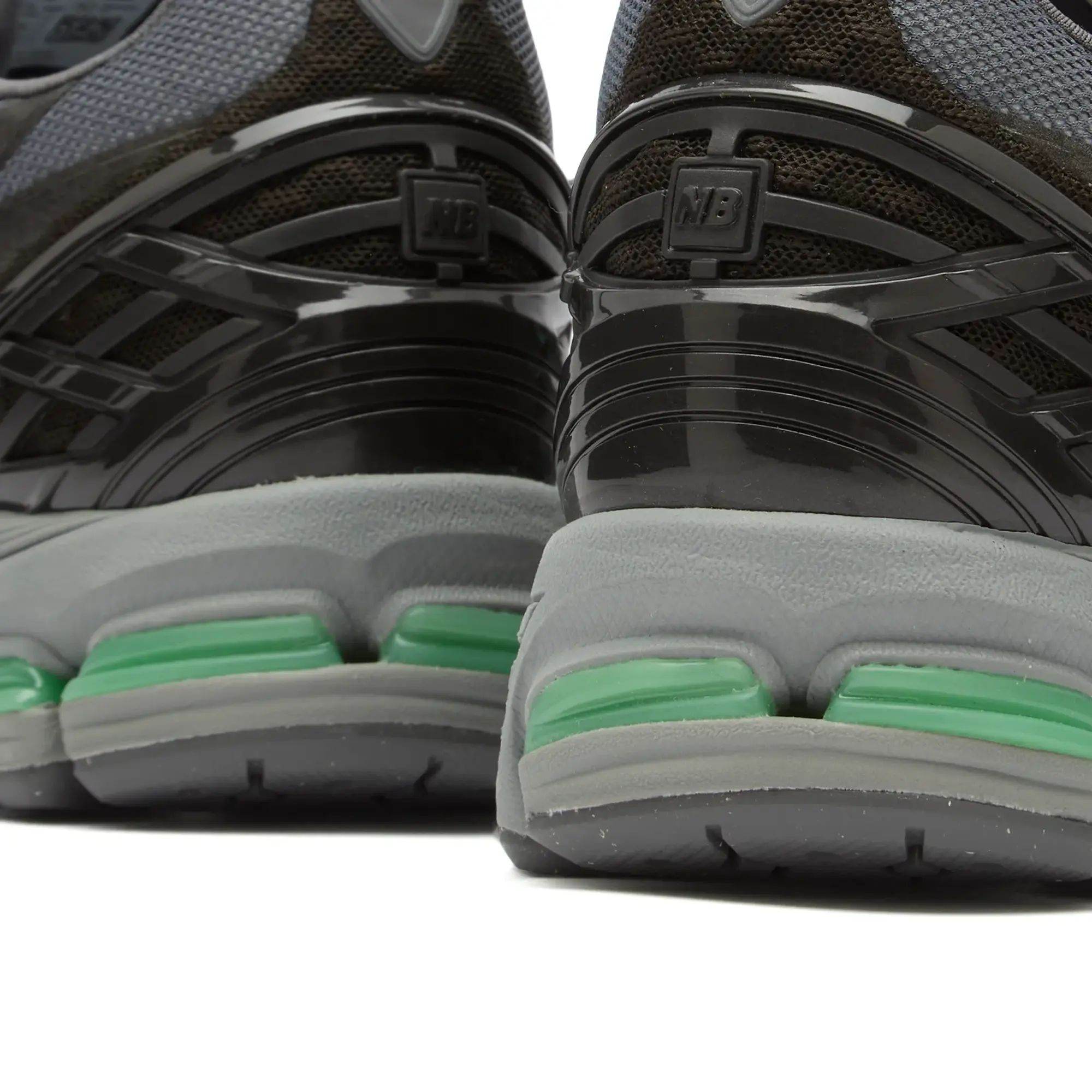 New Balance 1906W Sneaker Black Metallic