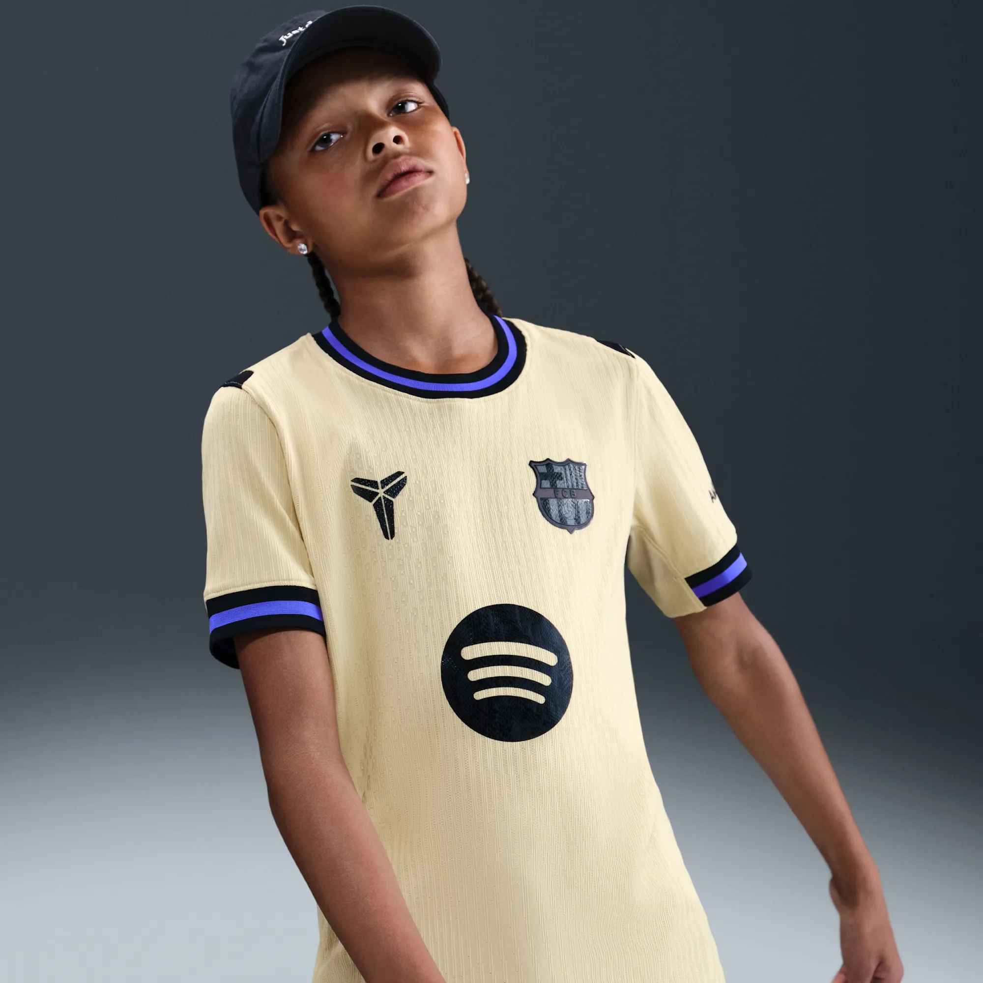 F.C. Barcelona 2025/26 Match Away Older Kids' Kobe Dri-FIT ADV Football Authentic Shirt - Brown - Polyester