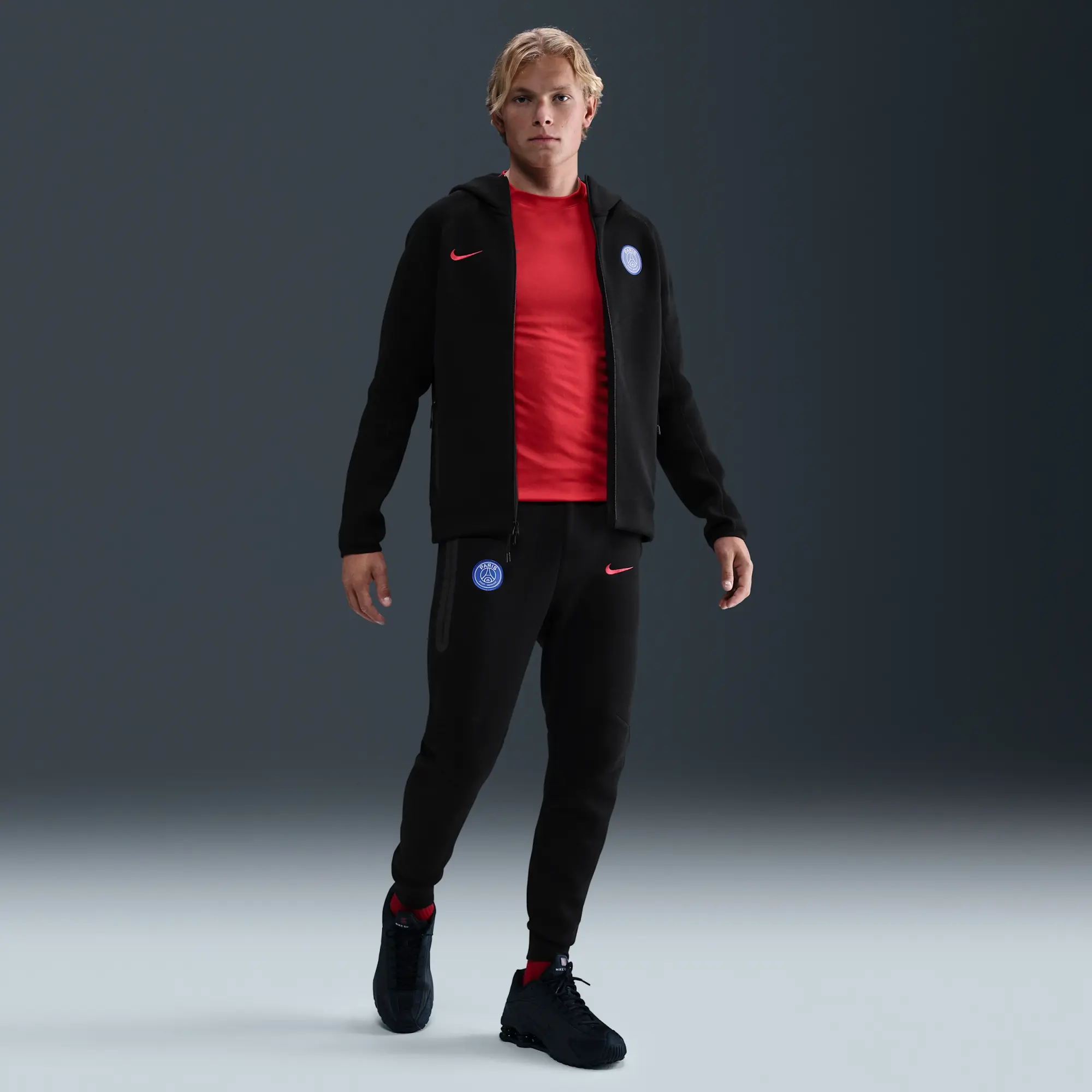 Paris Saint-Germain Tech Men's Nike Total 90 Football Fleece Joggers - Black - Cotton/Polyester