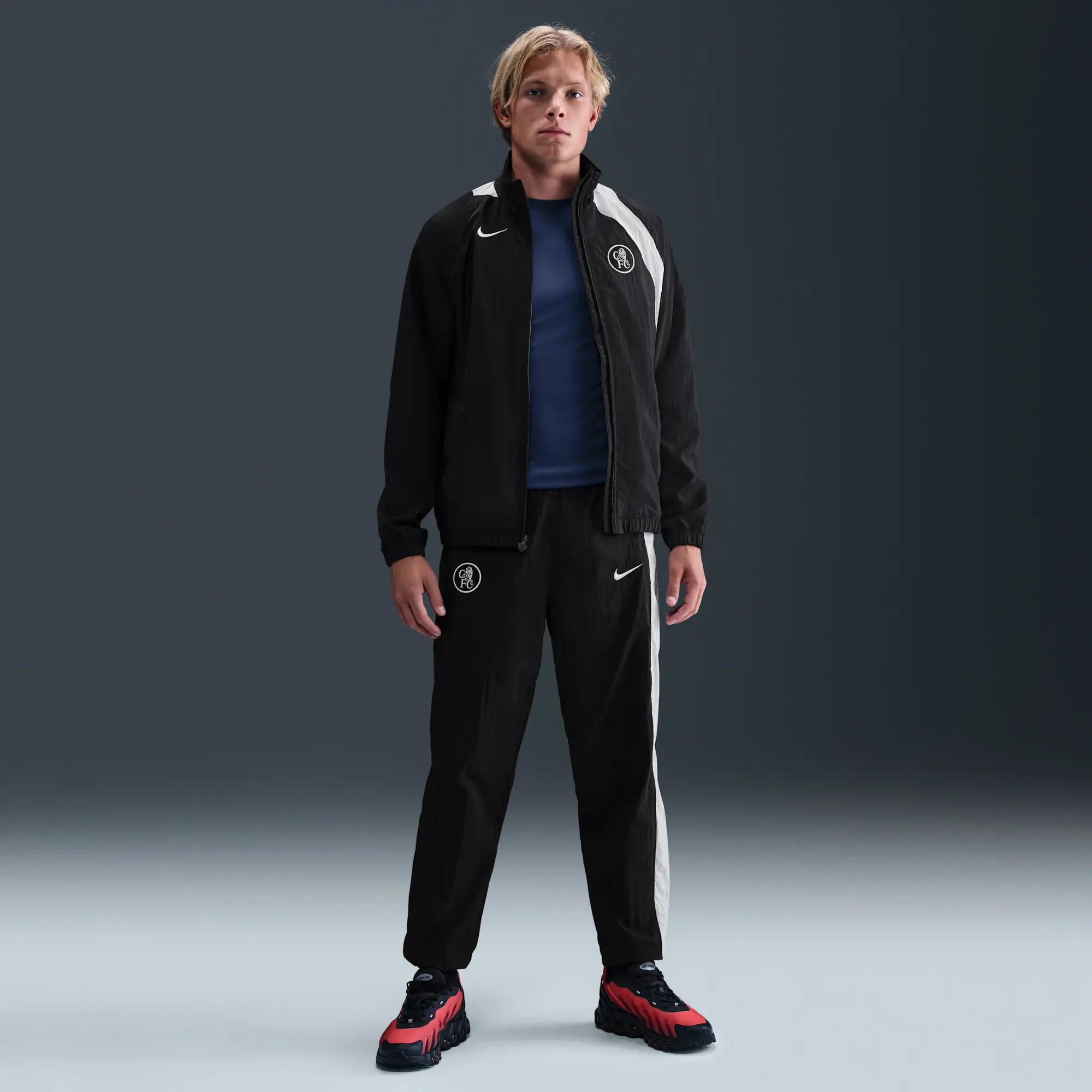 Chelsea F.C. Third Men's Nike Total 90 Football Woven Tracksuit Bottoms - Black - Nylon