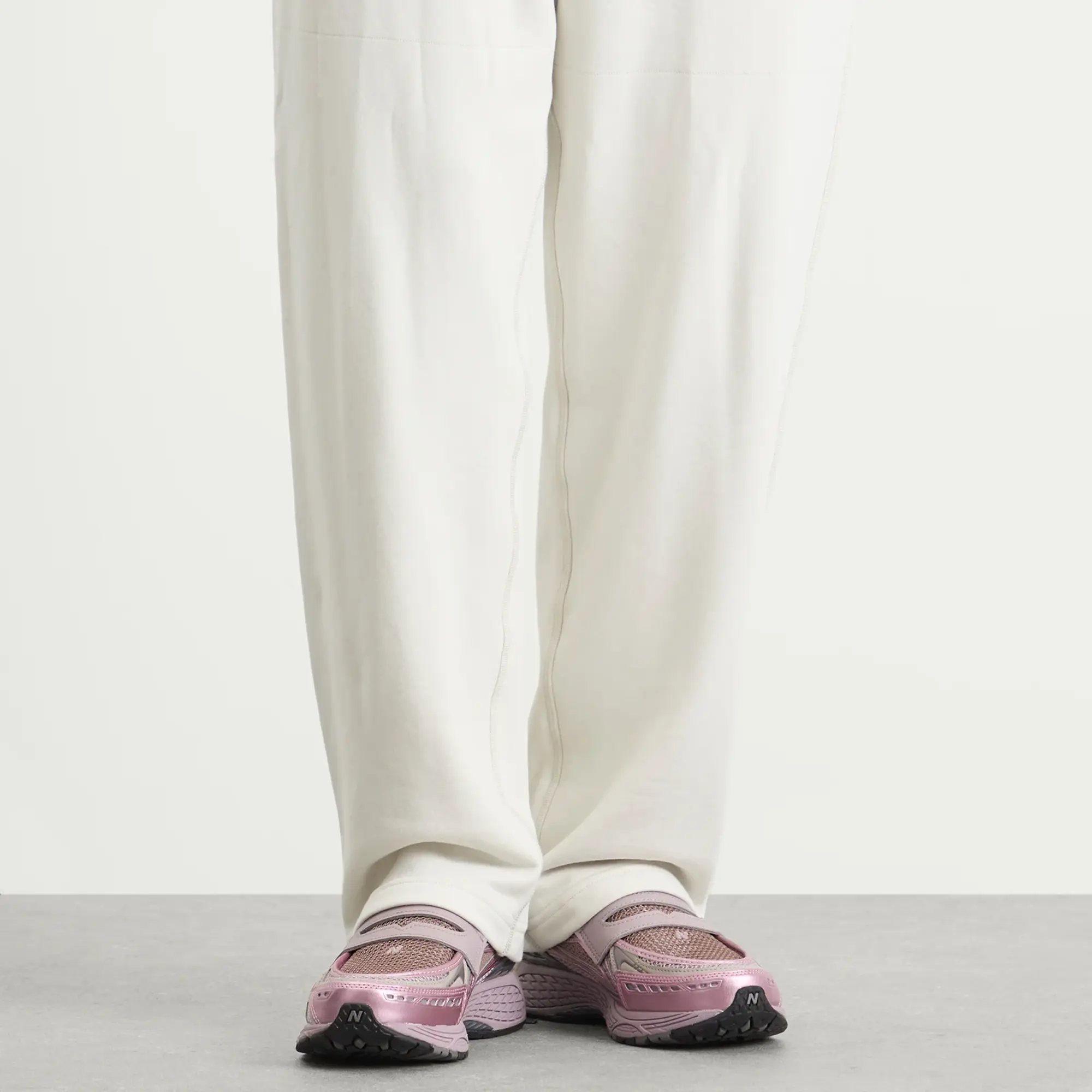 New Balance Unisex 1906L in Purple/Pink Synthetic