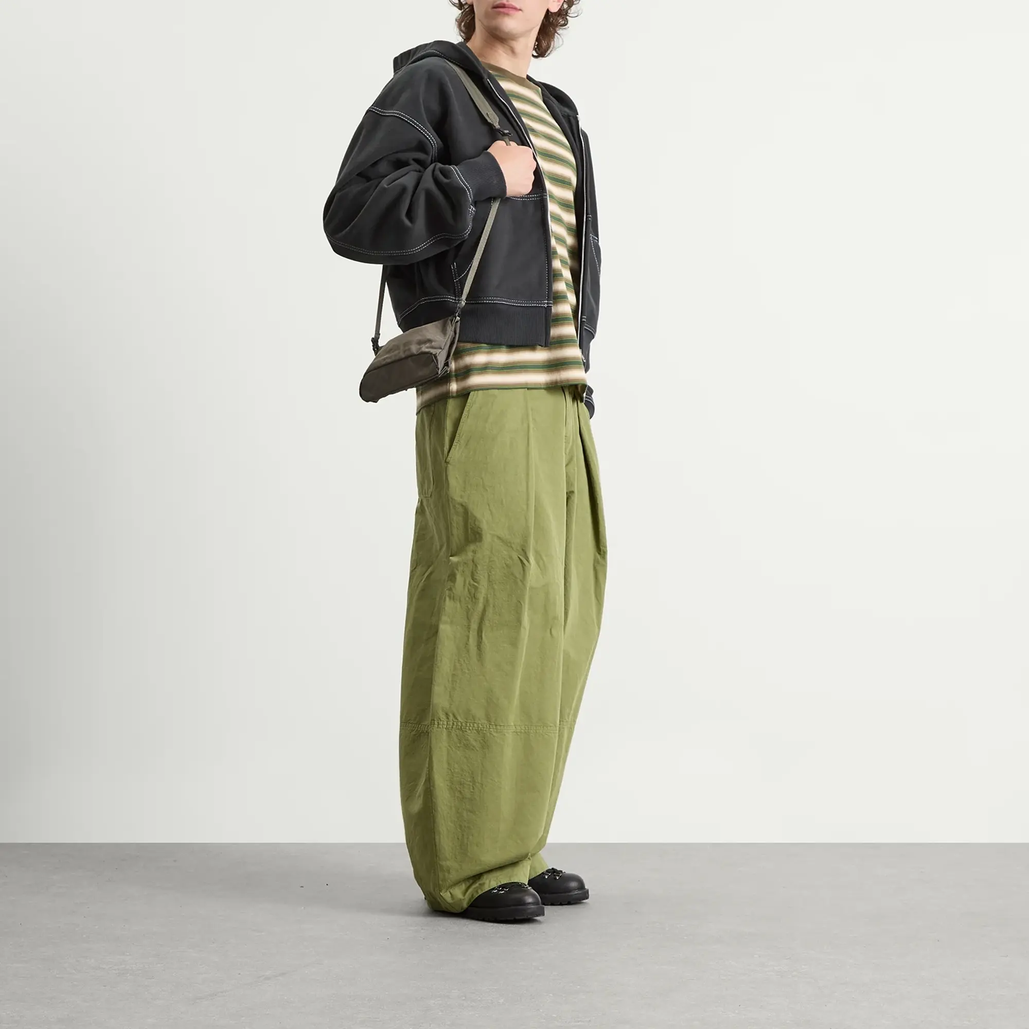F/CE. Textured Twill Drawstring Sacoche Bag Charcoal