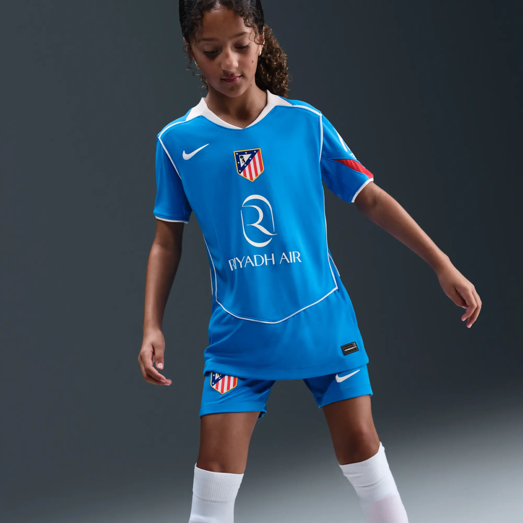 Atlético Madrid 2025/26 Stadium Third Older Kids' Nike Dri-FIT Total 90 Football Replica Shirt - Blue - Polyester