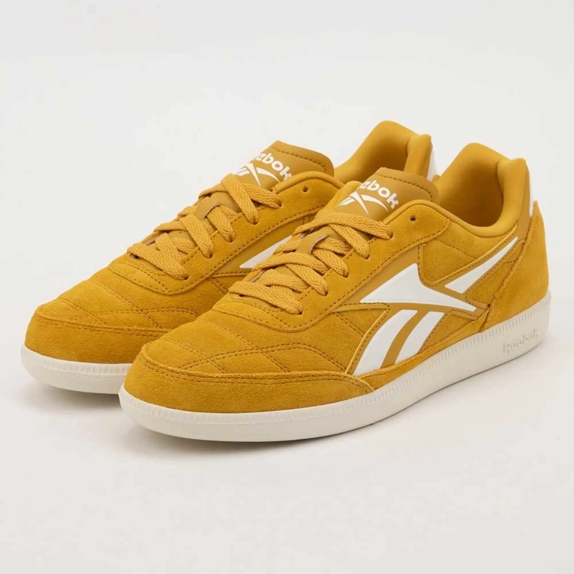 Reebok Classics Finale Trainers