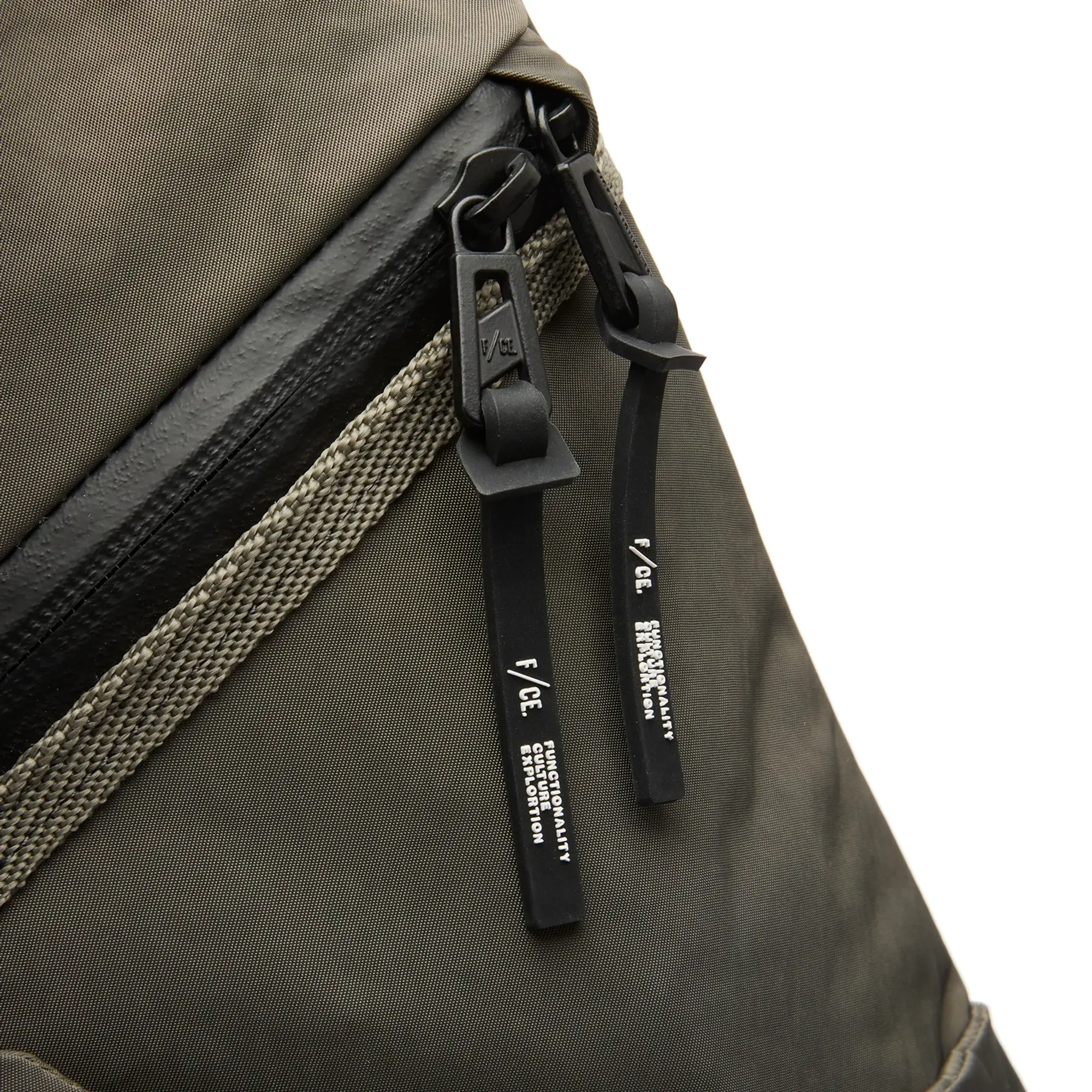 F/CE. Textured Twill 3 Points Slinger Bag Charcoal