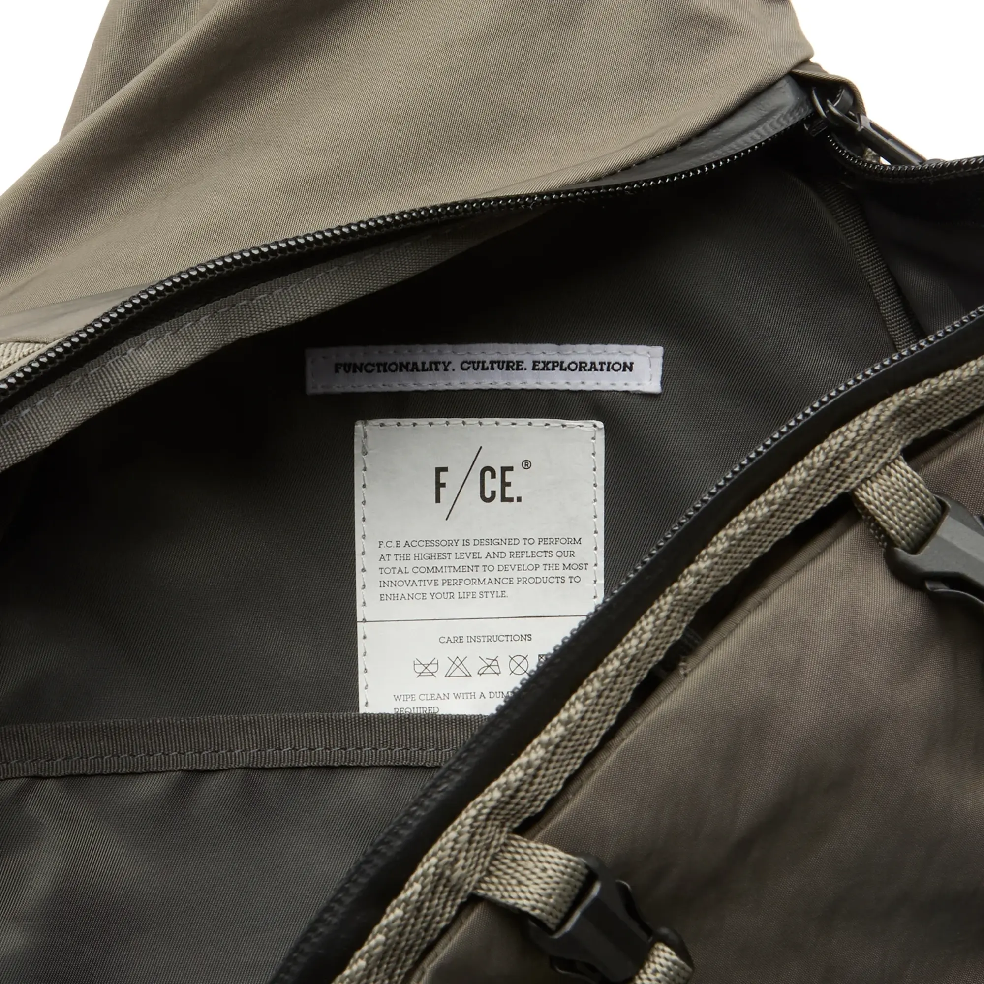 F/CE. Textured Twill 3 Points Slinger Bag Charcoal