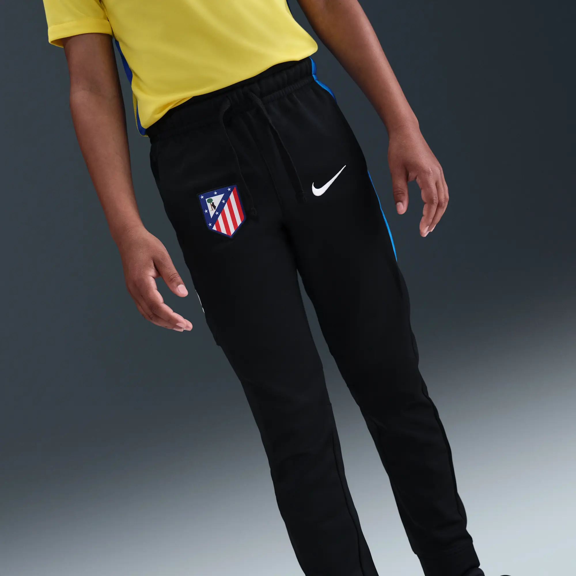 Atlético Madrid Third Nike Total 90 Football Woven Tracksuit - Black - Synthetics