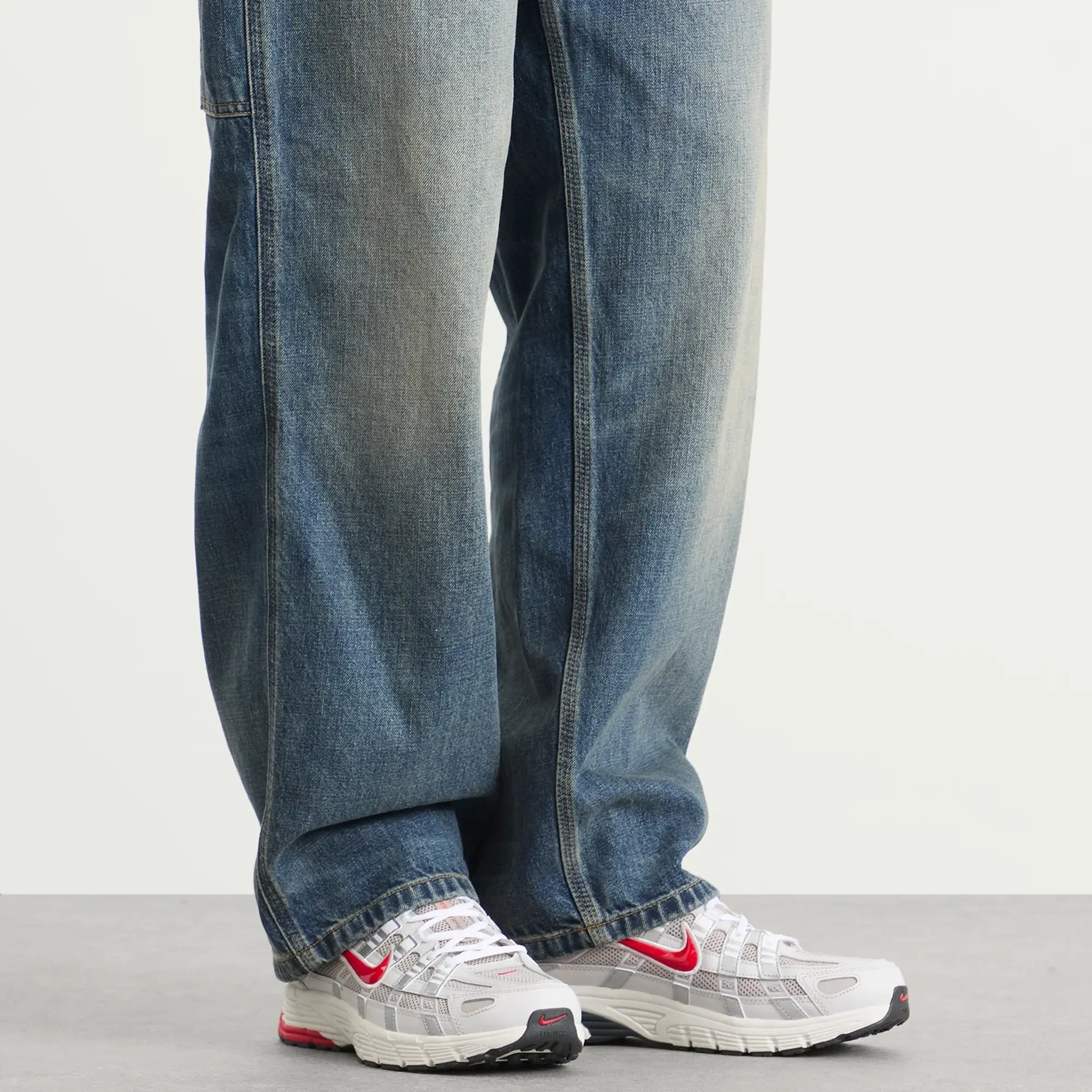 Nike Men's P-6000 Sneaker Grey/Red/White
