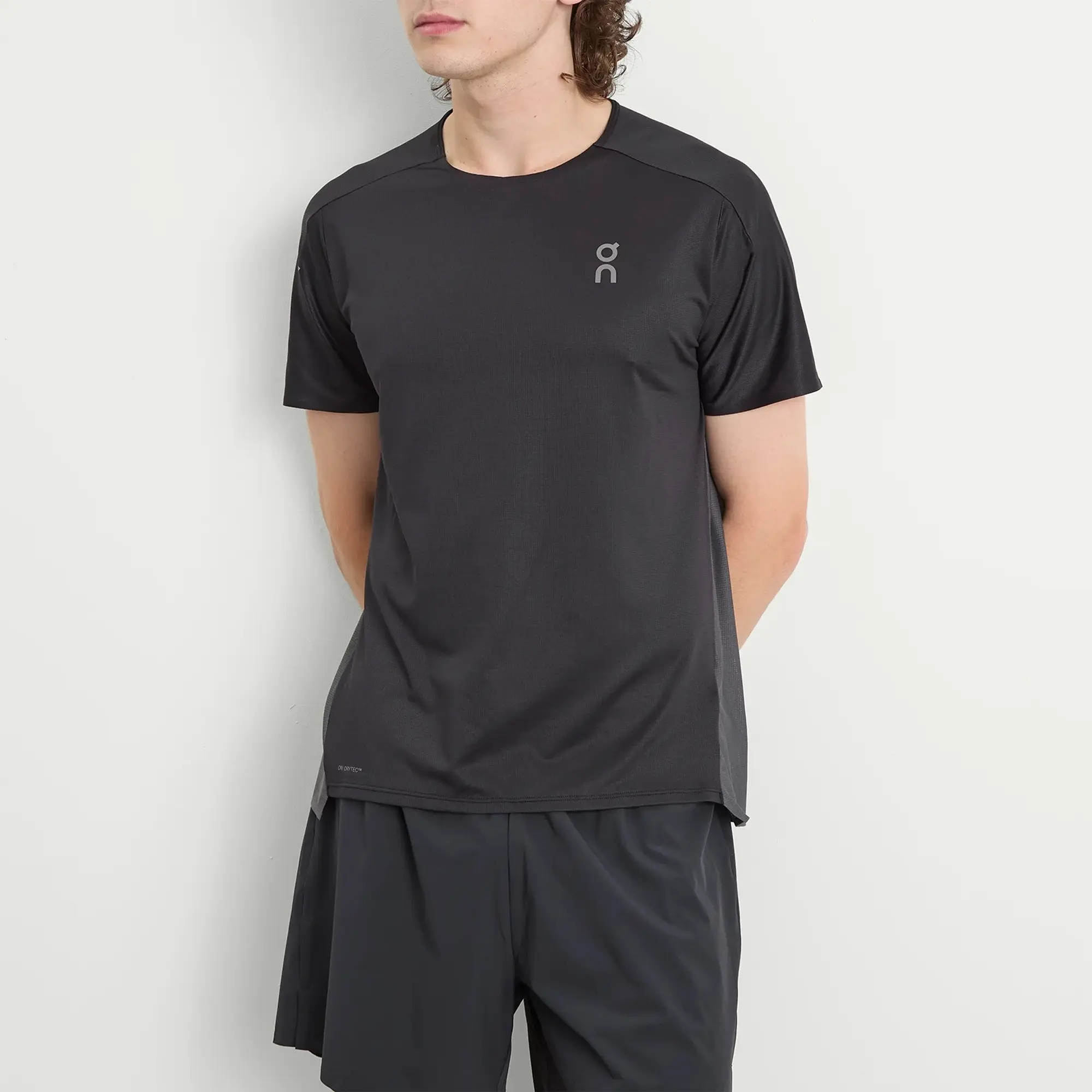 ON Men's Performance Tee Black/Eclipse