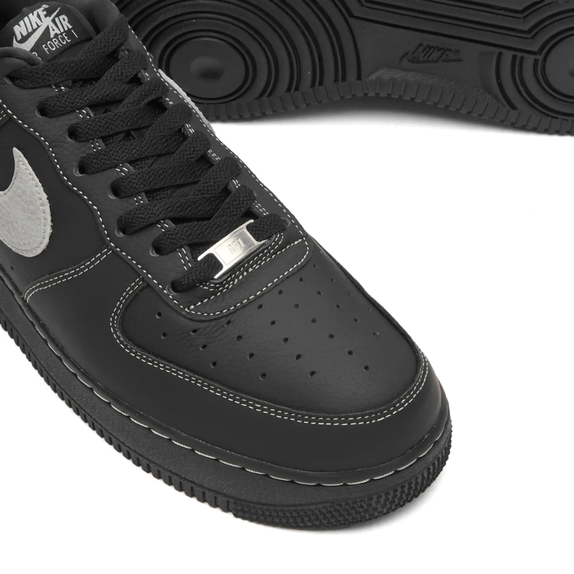Nike Men's Air Force 1 '07 Lv8 Sneaker Black/Grey/Black