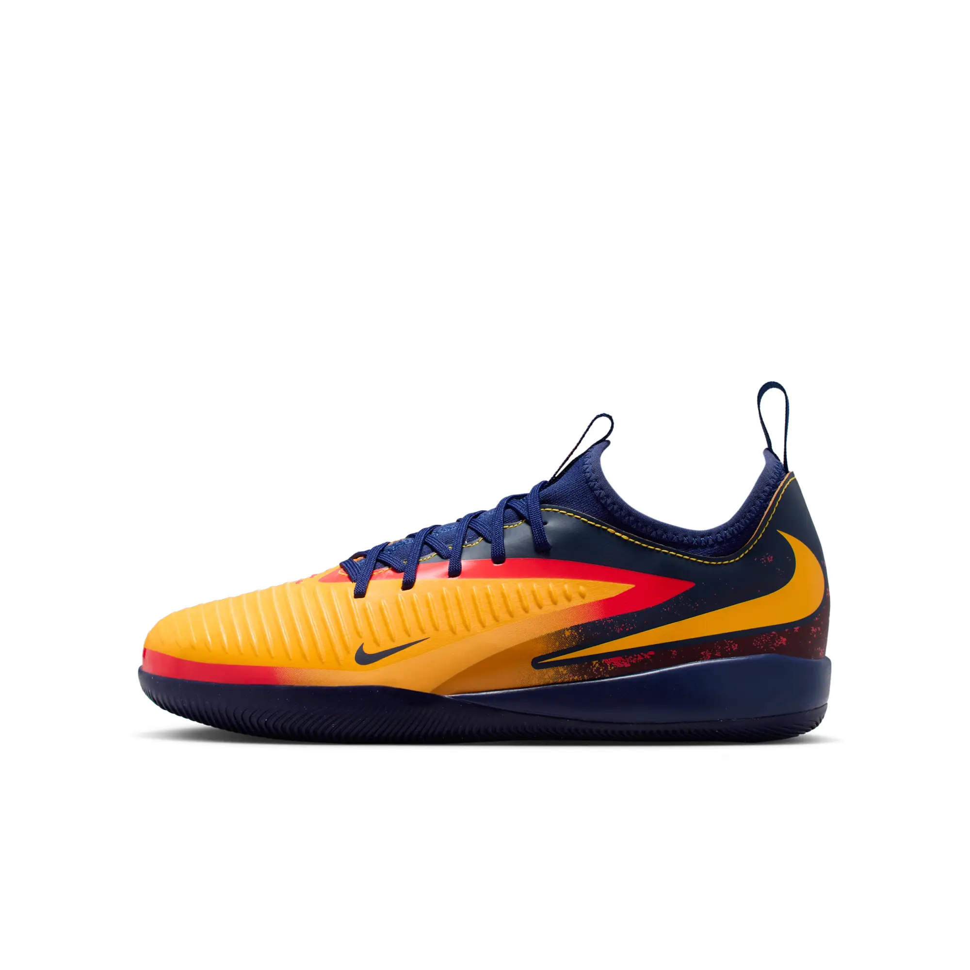 Nike Jr. Phantom 6 Low Academy 'Erling Haaland' Older Kids' Indoor/Court Football Shoe - Orange