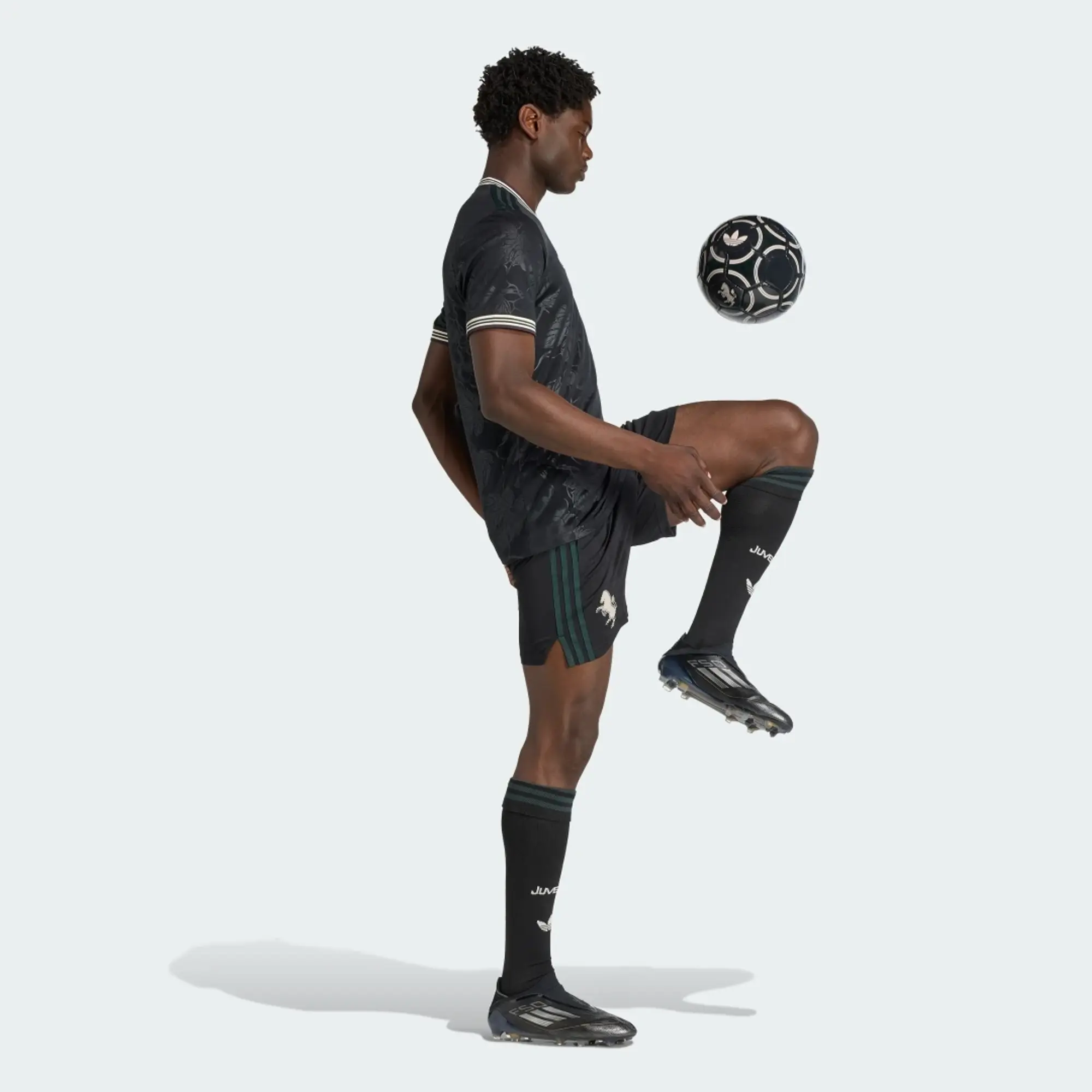 adidas Juventus 25/26 Third Shorts