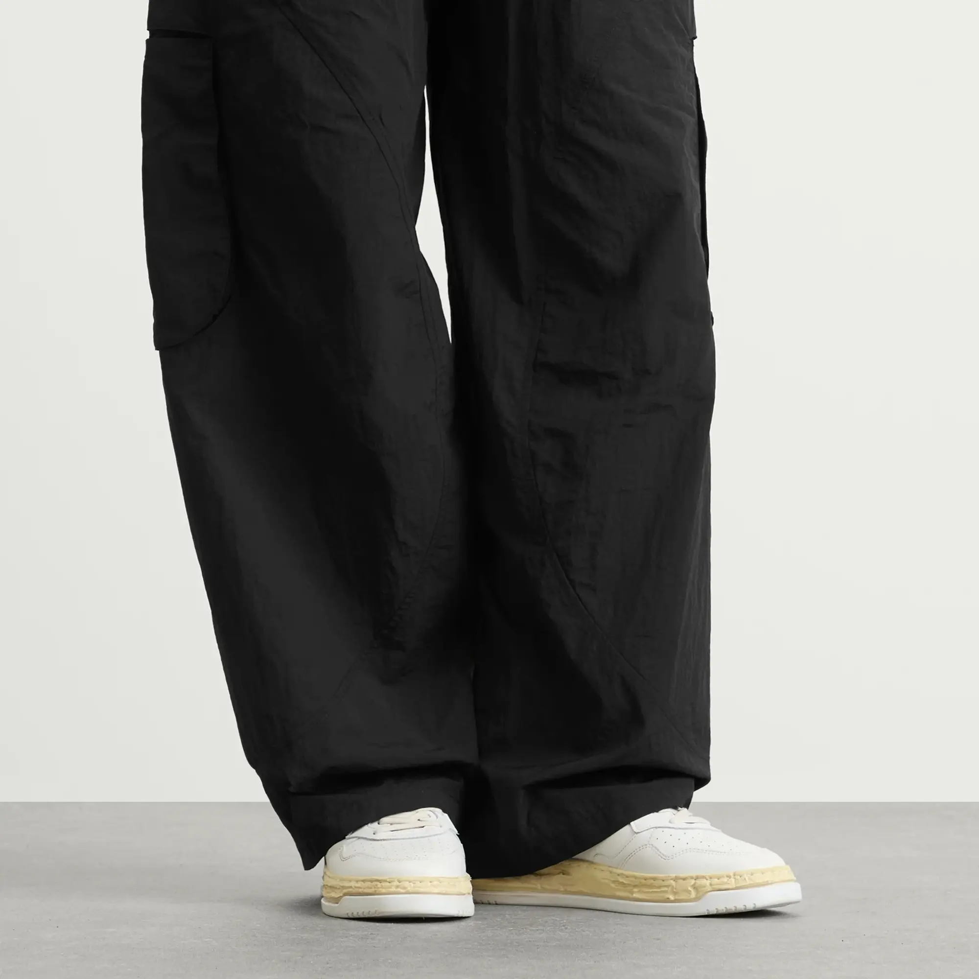 Autry Men's x Mihara Yasuhiro Super Vintage Medalist Low White