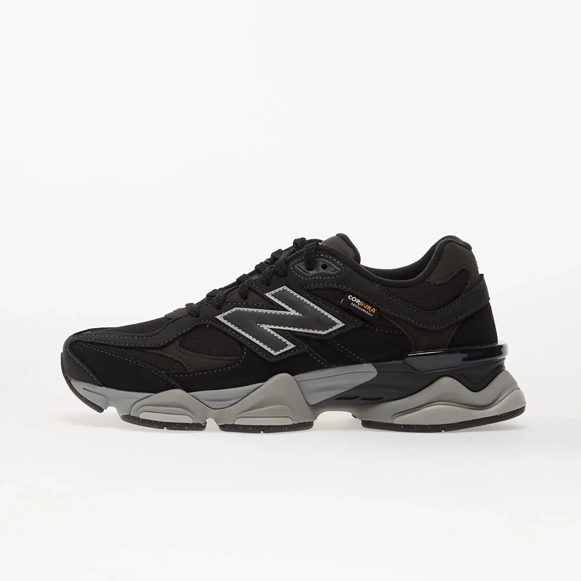 Sneakers New Balance 9060 Black Eur 45.5