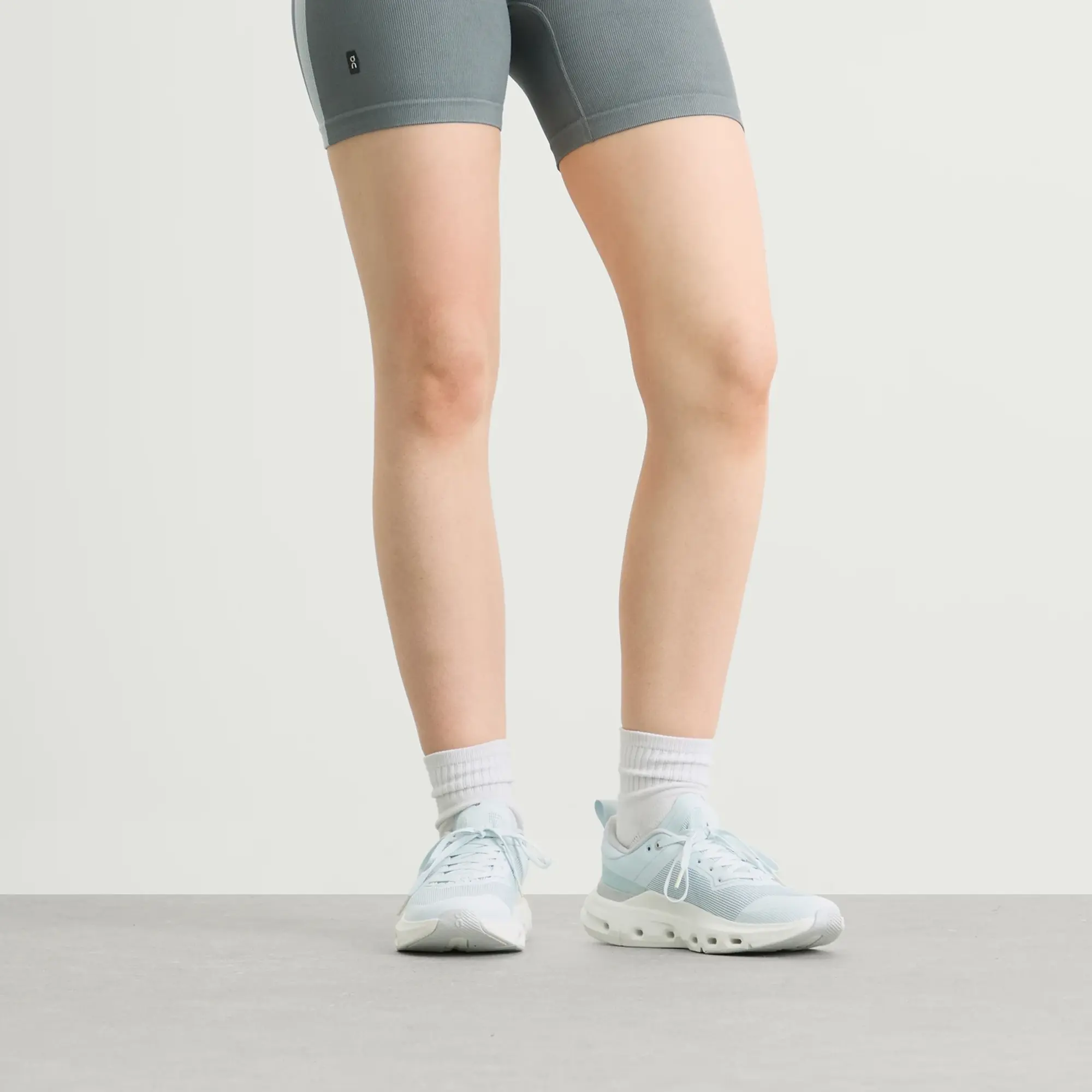ON Women's Cloudpulse Next Sneakers Arctic/Glacier