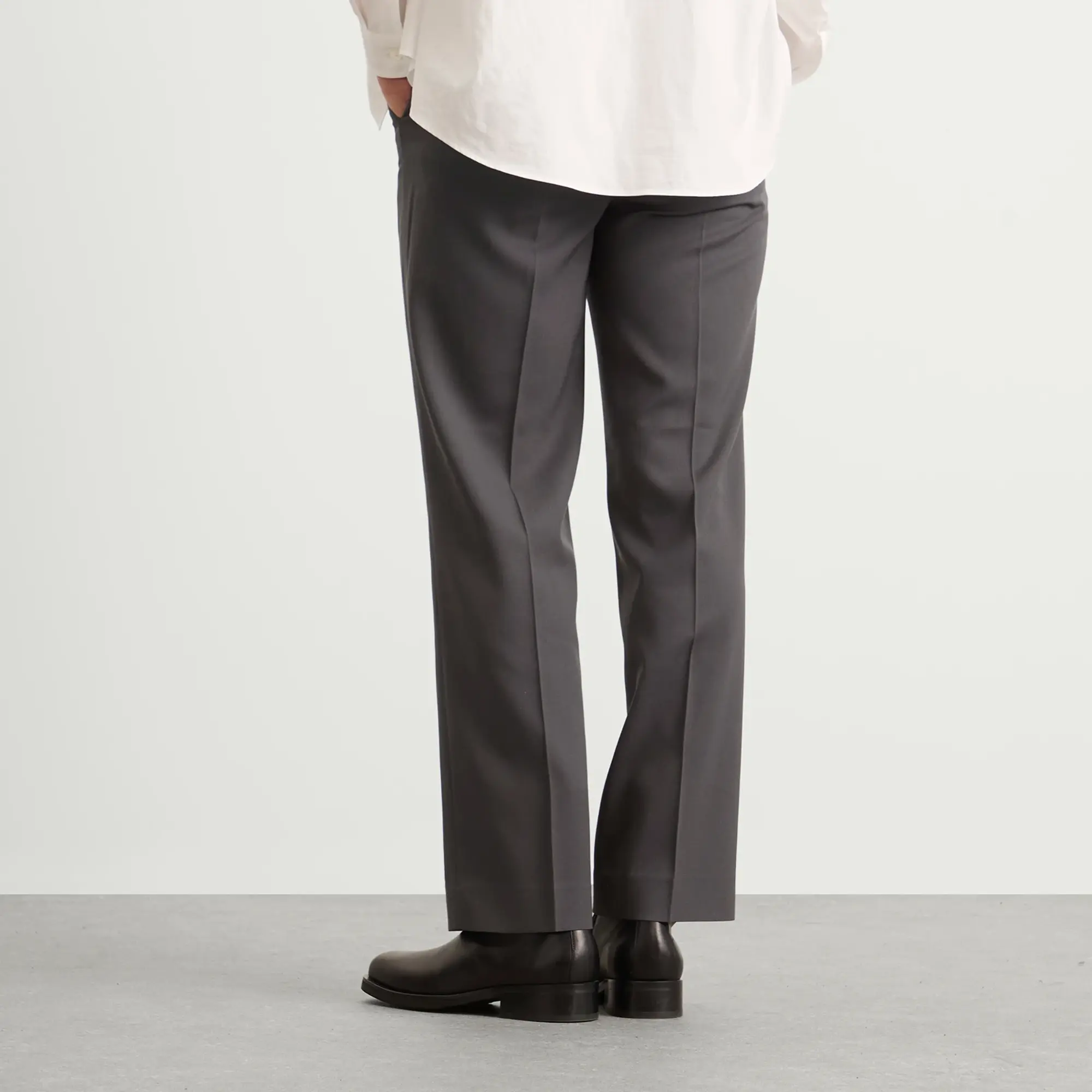 Auralee Men's *Light Wool Max Gabardine Slacks Dark Grey