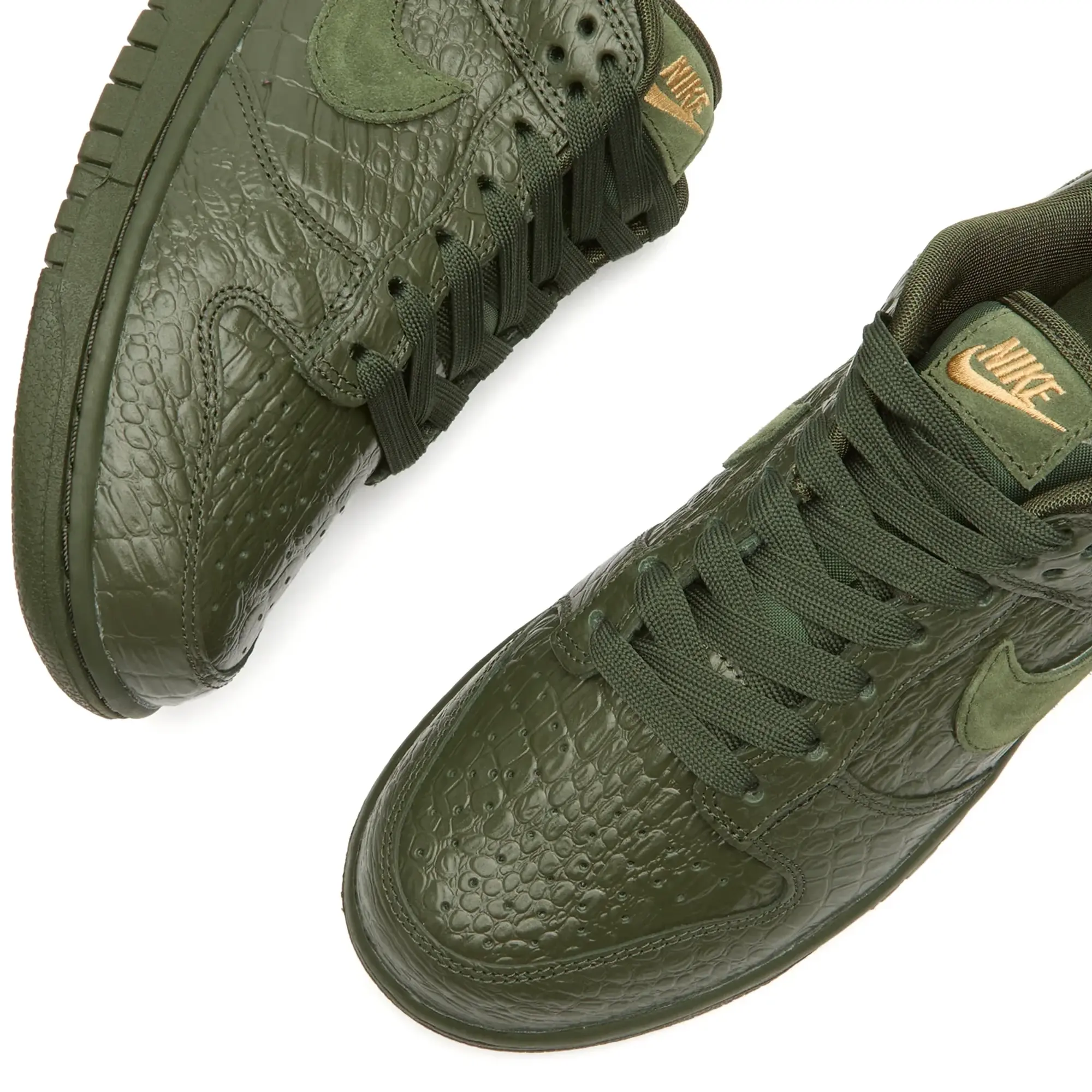 Nike Women's Dunk Locroc W Sneaker Green/Gold/Olive