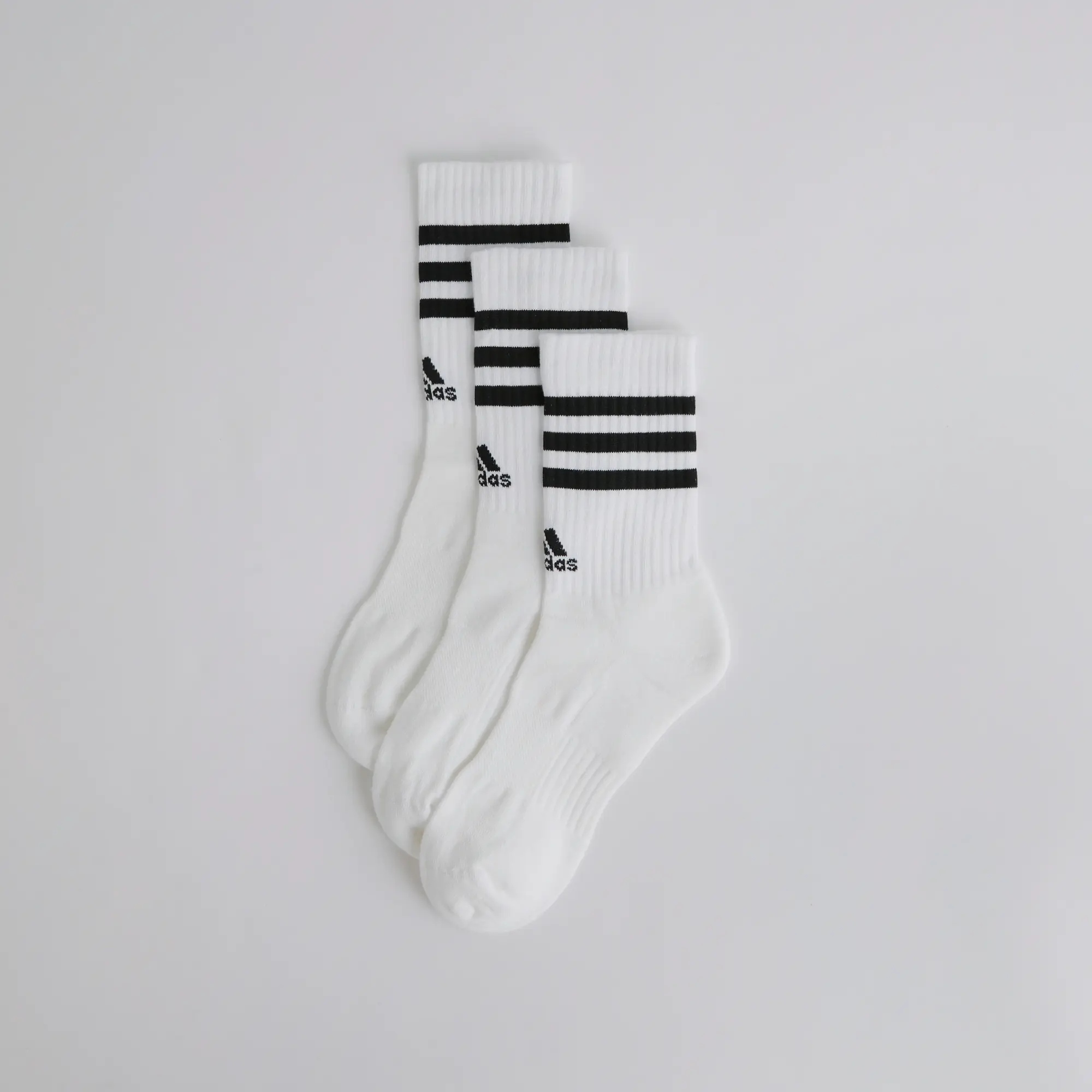 Manchester United x adidas 3-Stripes Cushioned Crew Socks 3-Pack White