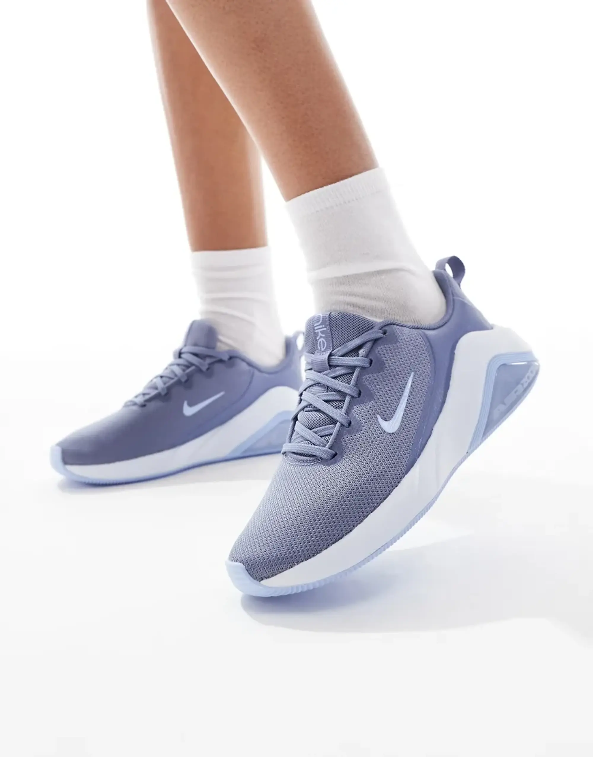 Nike Training Air Zoom Bella 7 Trainers In Blue