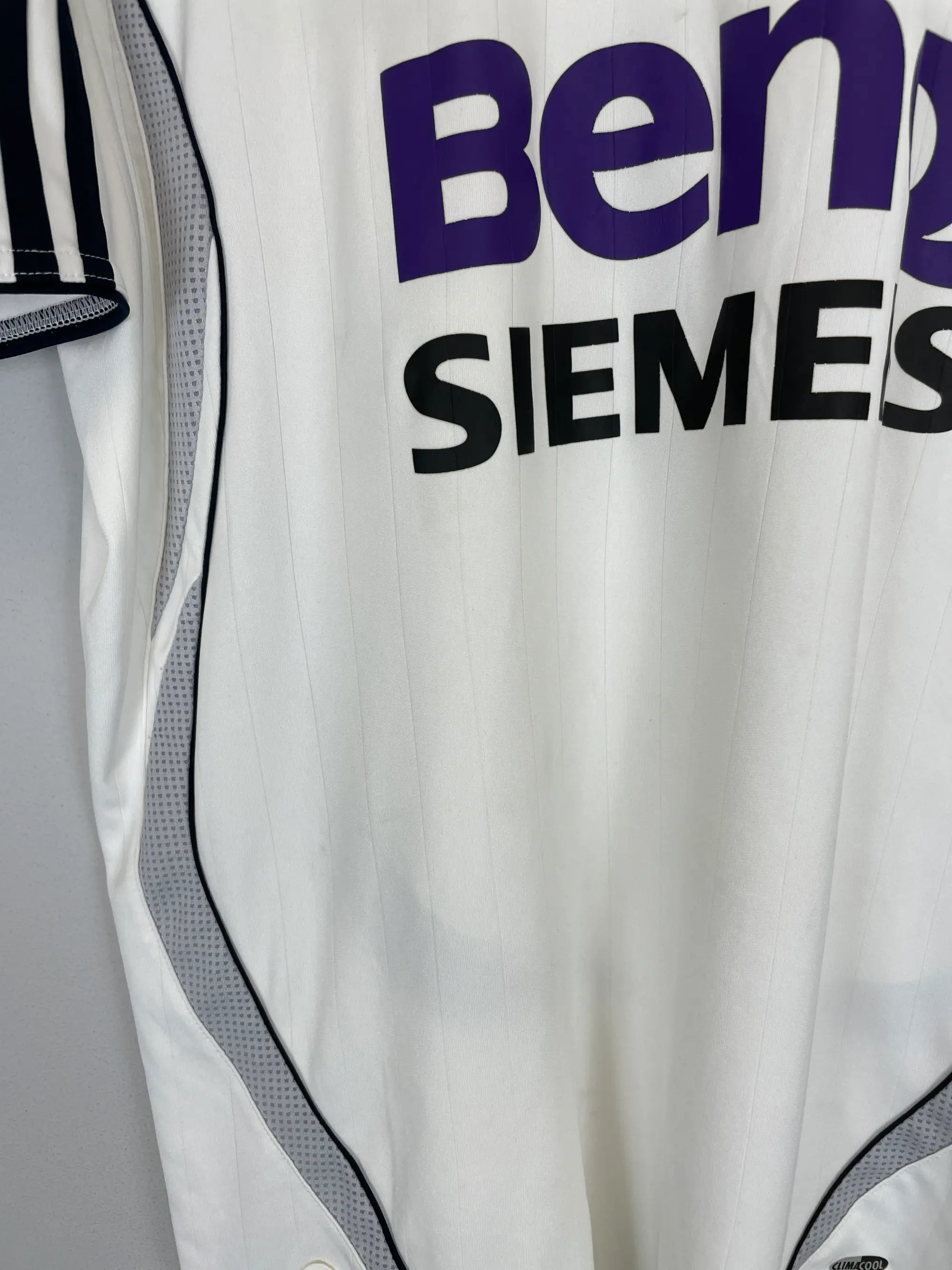 2006/07 REAL MADRID V.NISTELROOY #17 HOME SHIRT (L) ADIDAS | CULT KITS
