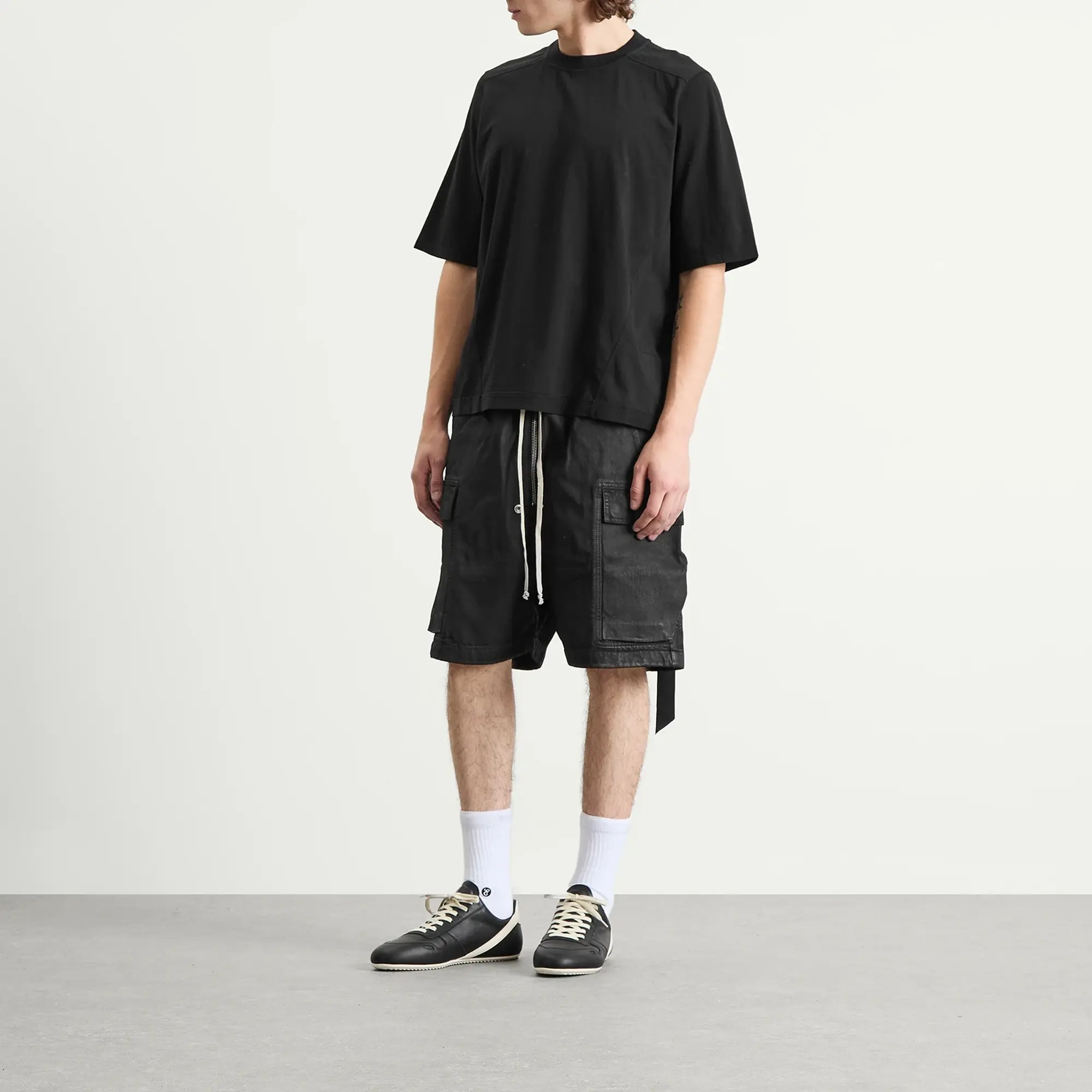 Rick Owens DRKSHDW Men's Cargobela Shorts Black Wax