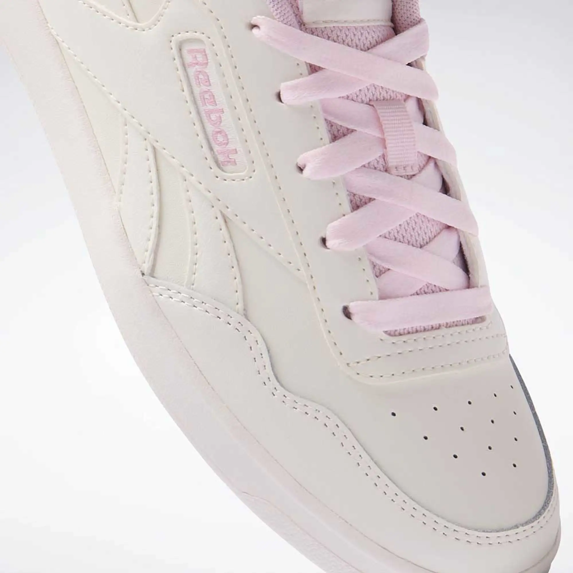 Reebok Classics Court Advance Trainers