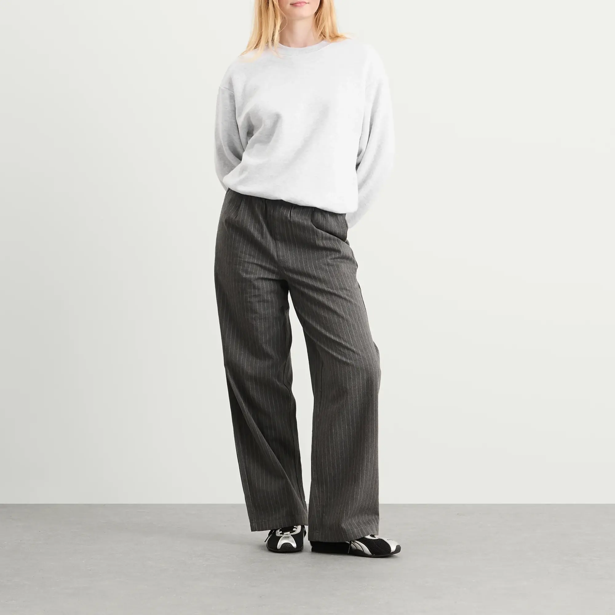 Obey Women's Irina Pleated Trousers Grey Multi