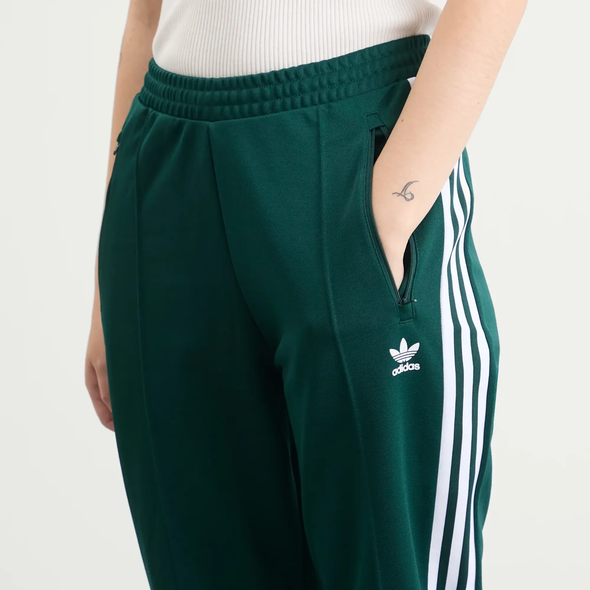 Adidas Women's Classic Track Pant Aurora Ivy/White
