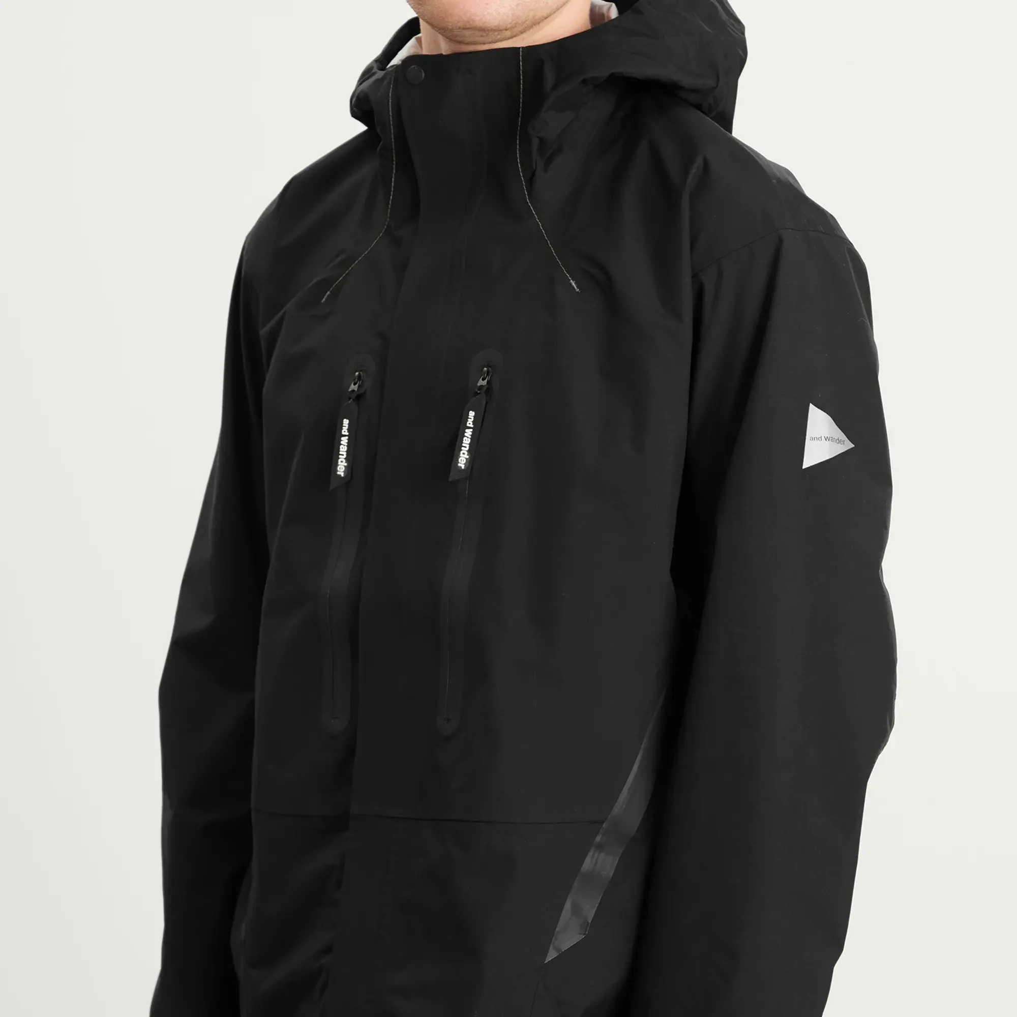 and wander Men's 2.5L Hiker Rain Jacket Black
