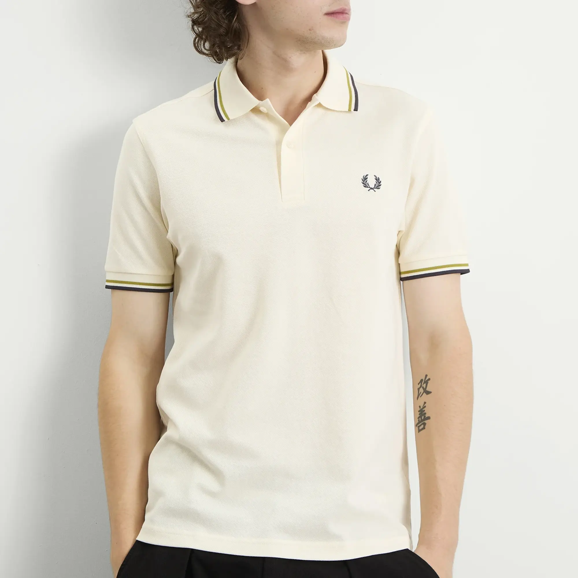 Fred Perry Men's Twin Tipped Polo Shirt Ecr/Tbyllw/Ancgy