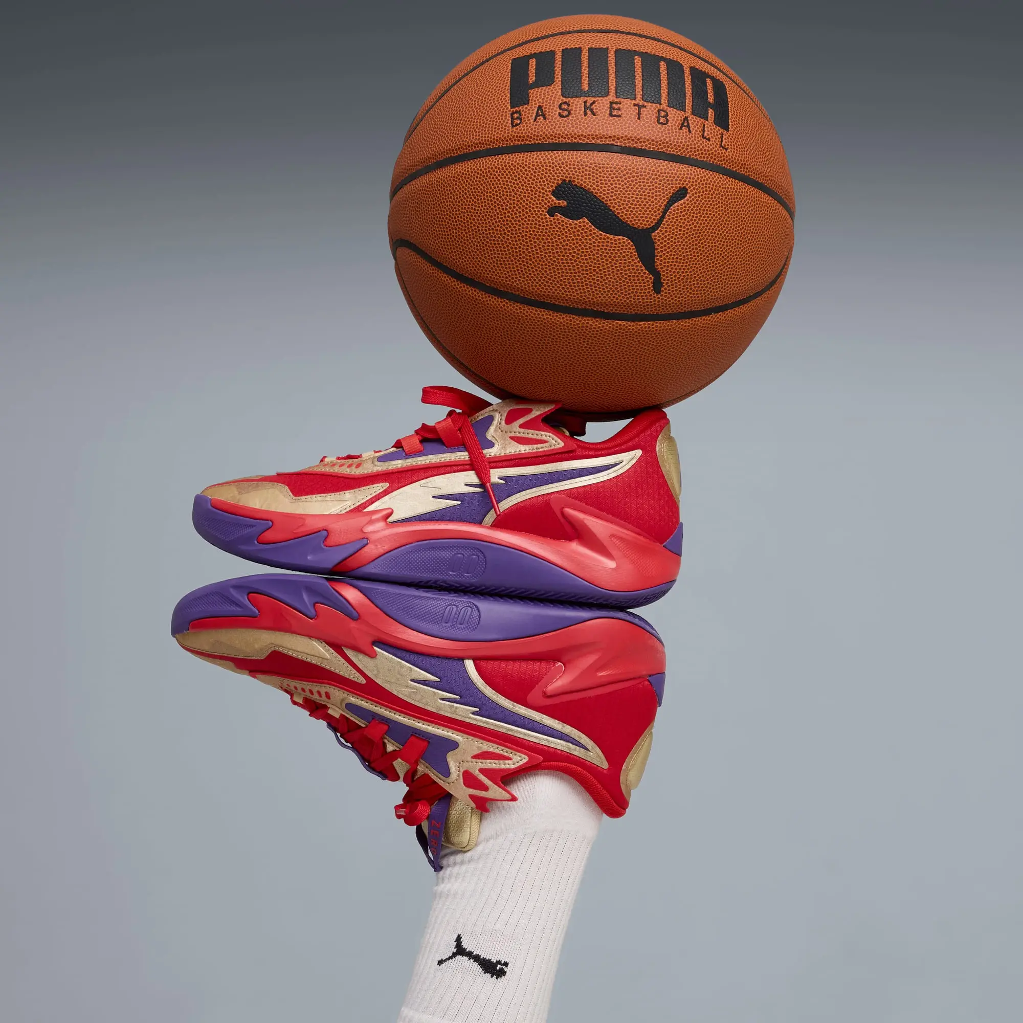 PUMA Scoot Zeros II Gold D.D. Basketball Shoes Unisex, For All Time Red/Gold, size 10