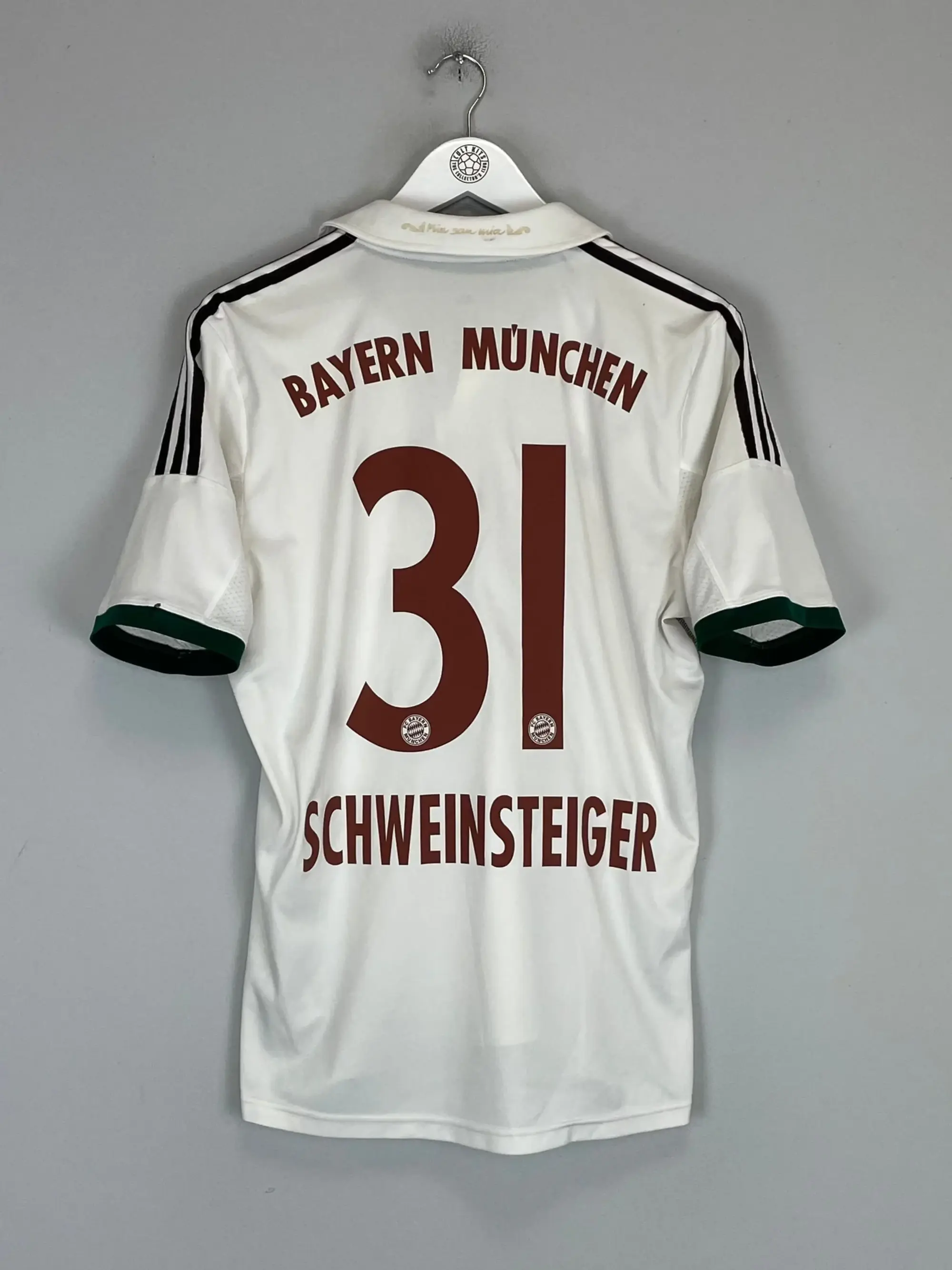2013/14 BAYERN MUNICH SCHWEINSTEIGER #31 AWAY SHIRT (M) ADIDAS | CULT KITS