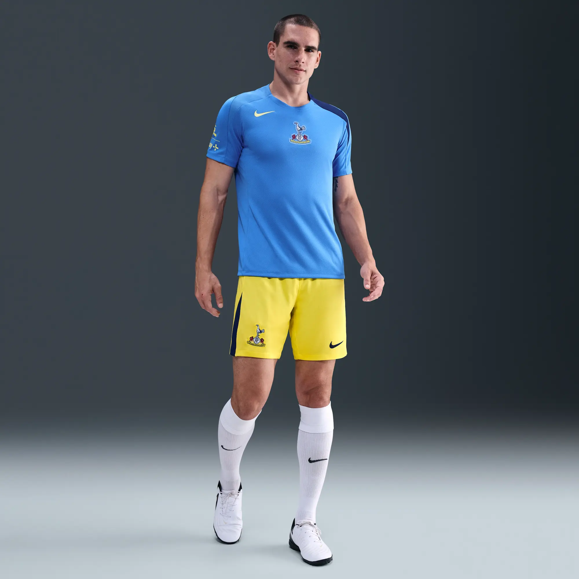 Tottenham Hotspur 2025/26 Stadium Third Men's Nike Dri-FIT Total 90 Football Replica Shorts - Yellow - Polyester