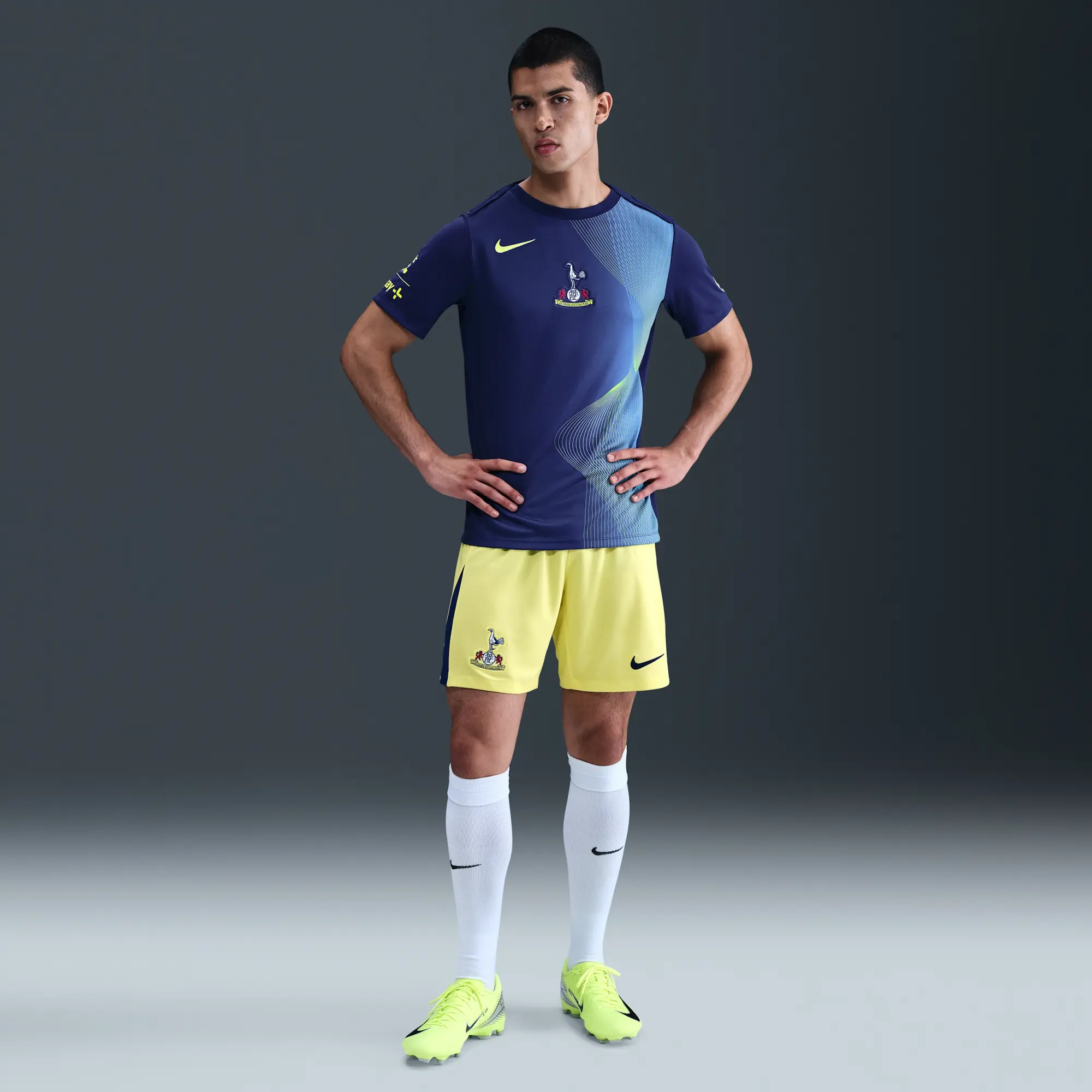 Tottenham Hotspur Academy Pro Third Men's Nike Dri-FIT Total 90 Football Pre-Match Top - Blue - Polyester