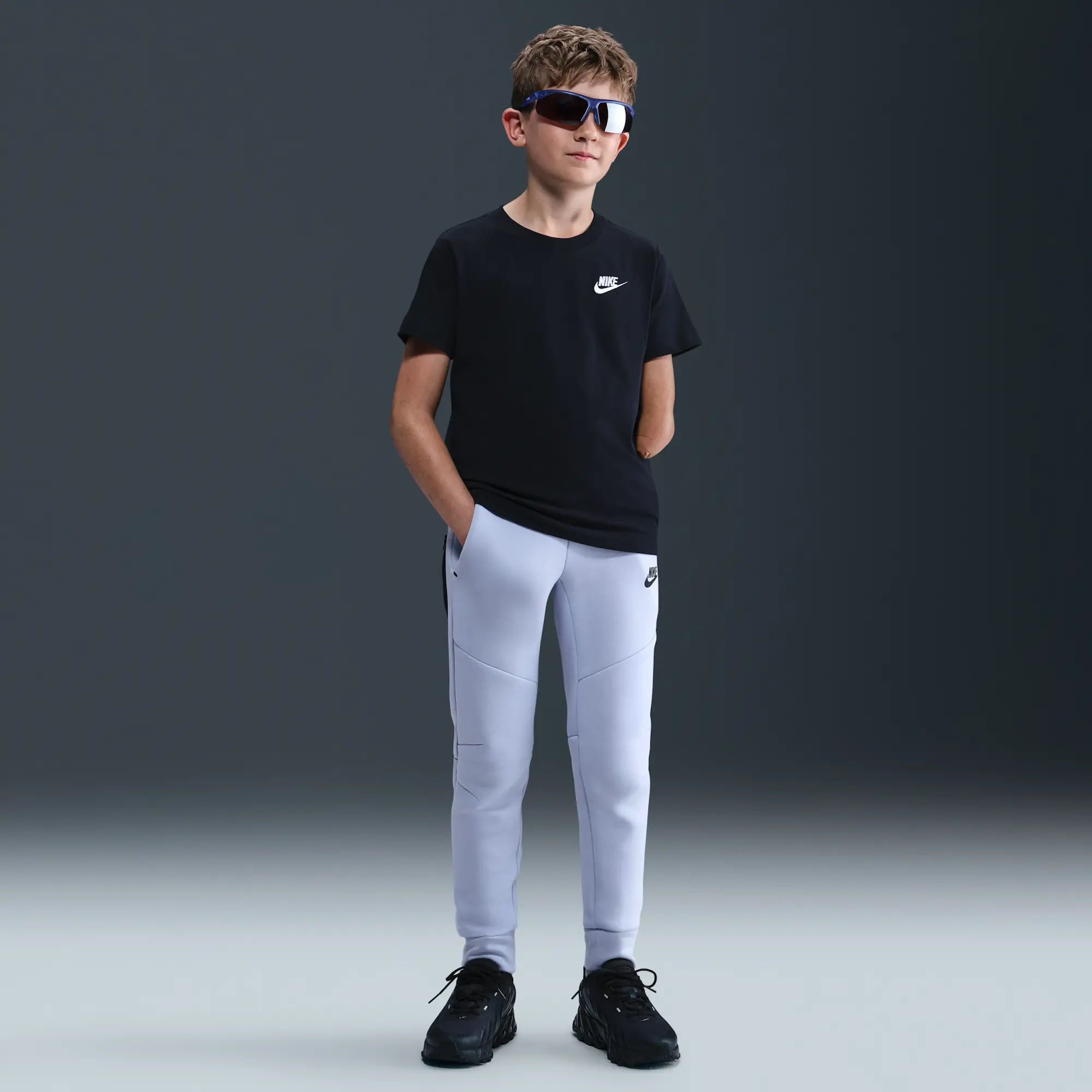 Nike Sportswear Tech Fleece Older Kids' Joggers - Grey - Cotton/Polyester