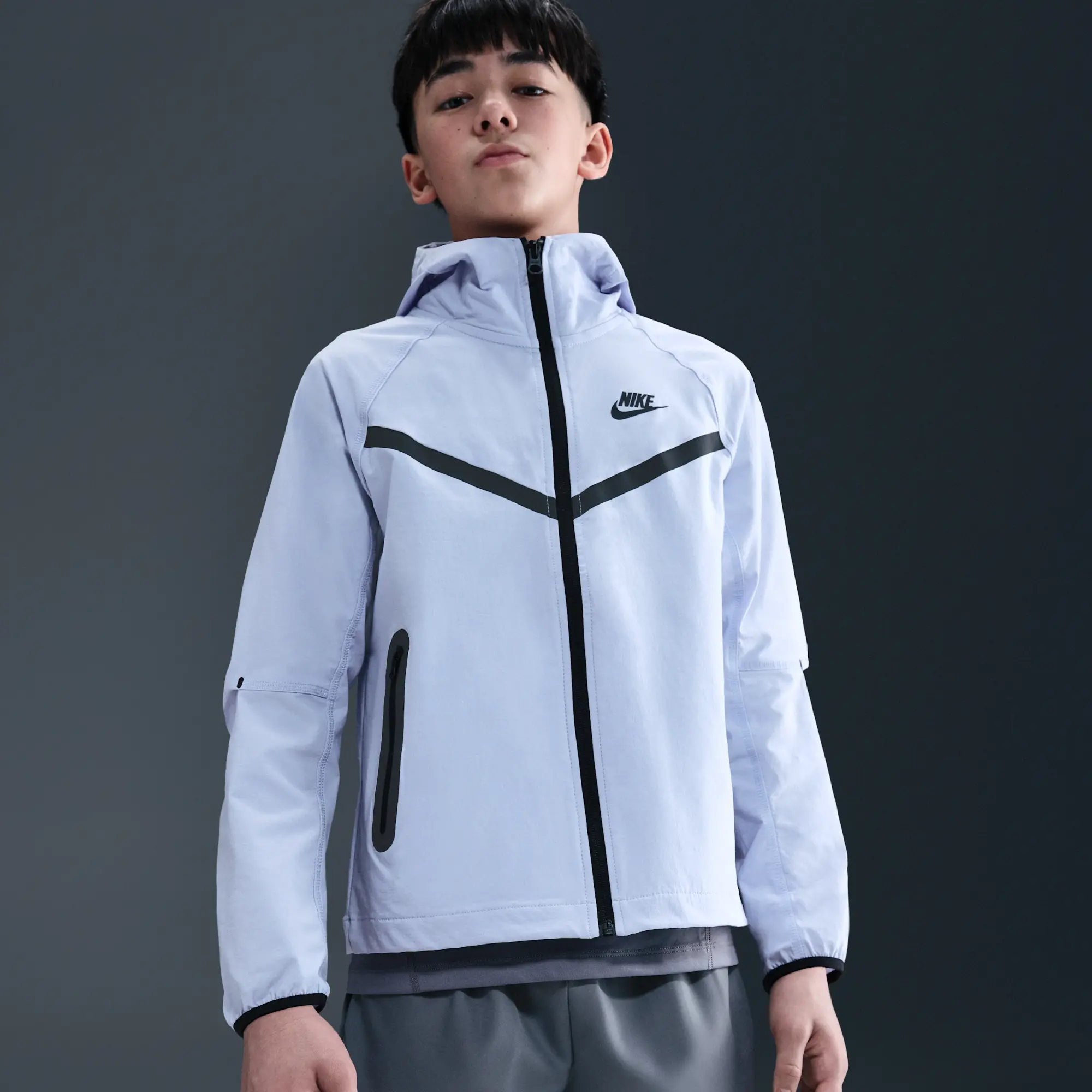 Nike Tech Older Kids' (Boys') Woven Jacket - Grey - Nylon/Elastane