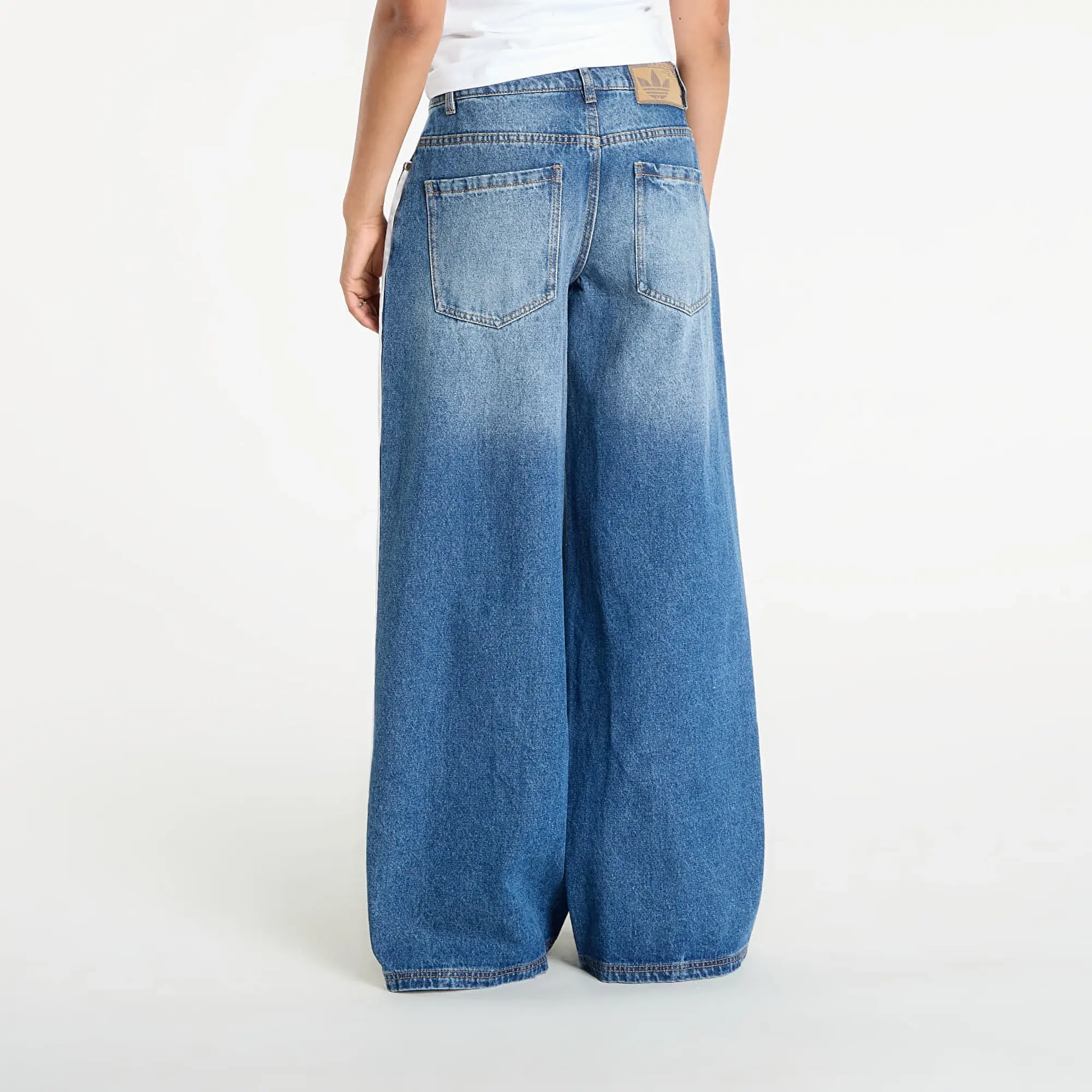 Pants Adidas Originals Loose Denim Destressed Pants Medium Blue Denim 31/32