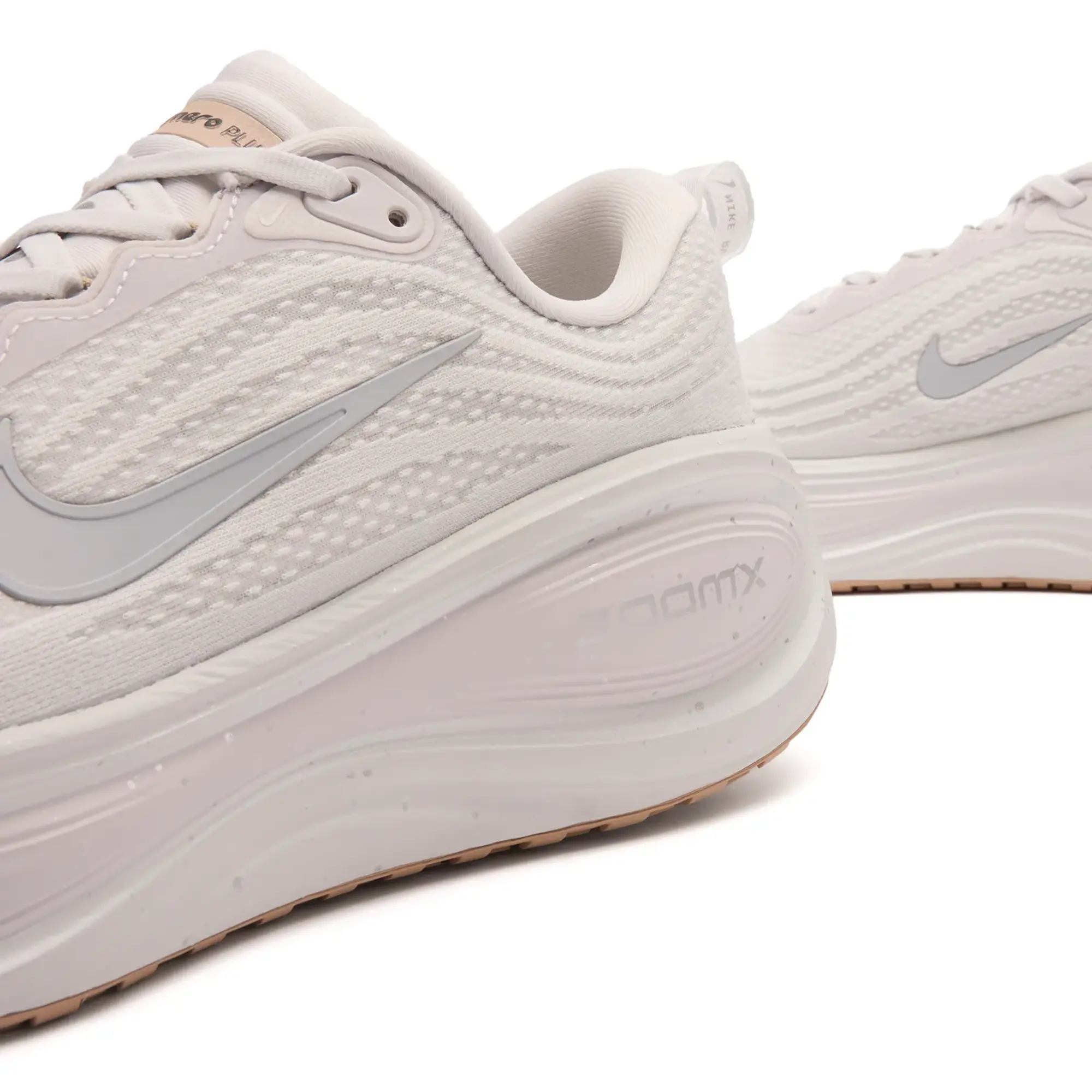Nike Vomero Plus Speckle Sneaker Vast Grey/Hemp-Chrome/Black