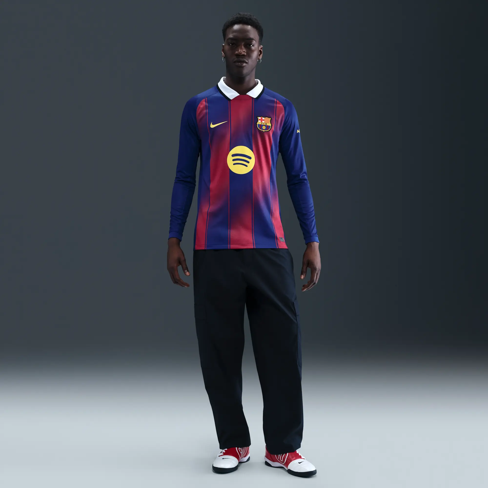 F.C. Barcelona 2025/26 Stadium Home Men's Nike Dri-FIT Football Replica Long-Sleeve Shirt - Blue - Polyester