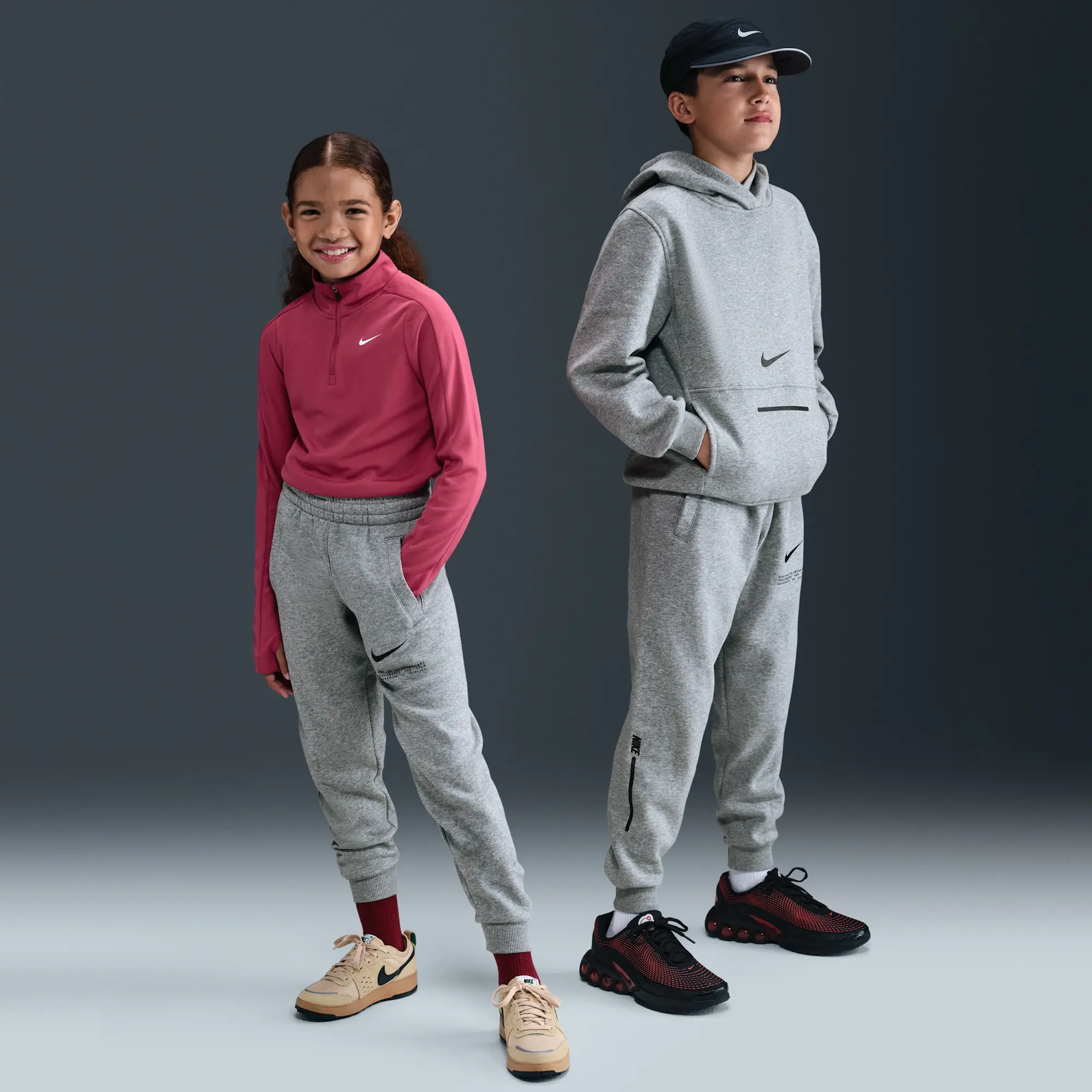 Nike Sportswear Club Fleece Older Kids' Joggers - Grey - Cotton/Polyester