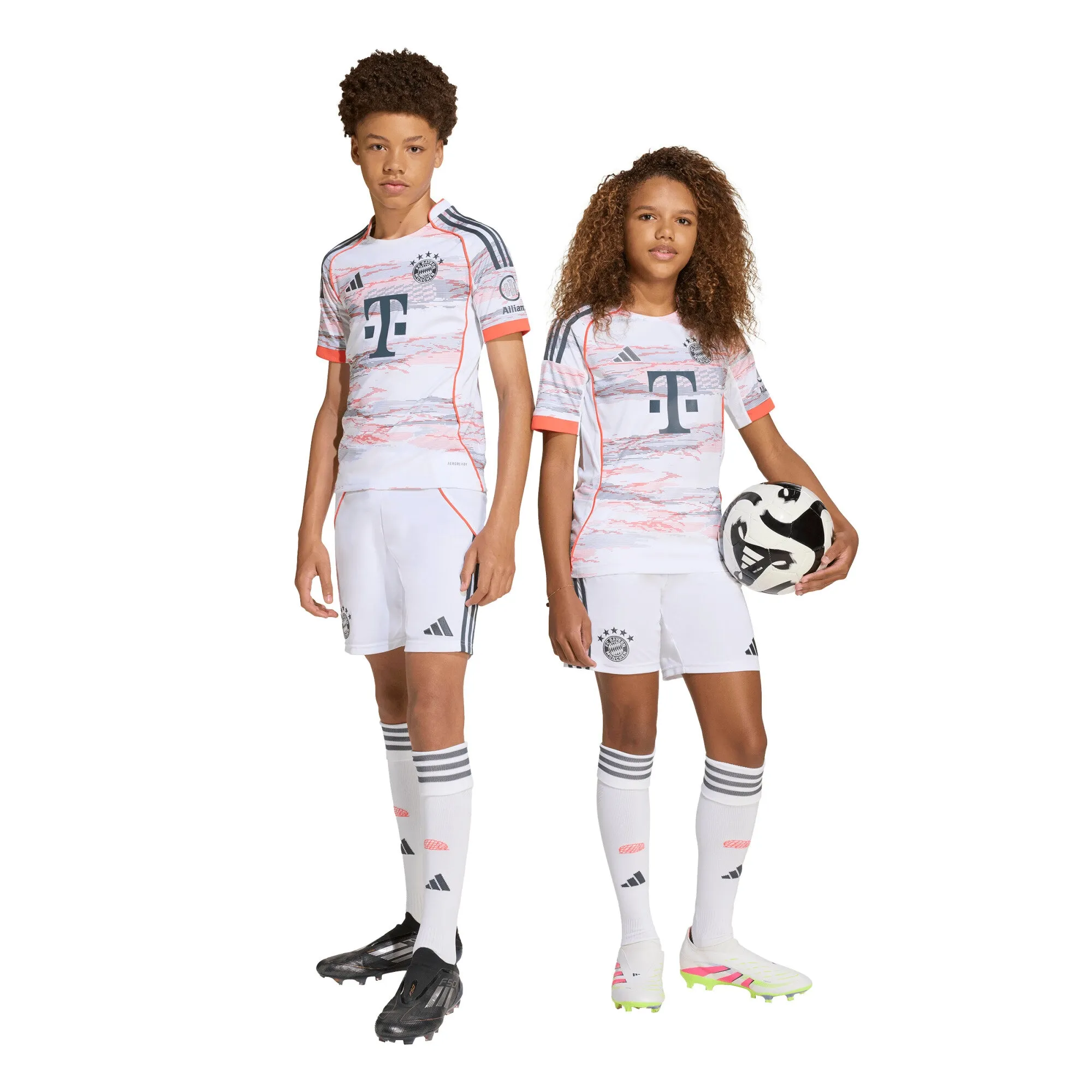 FC Bayern adidas Away Shorts 2025-26 - Kids
